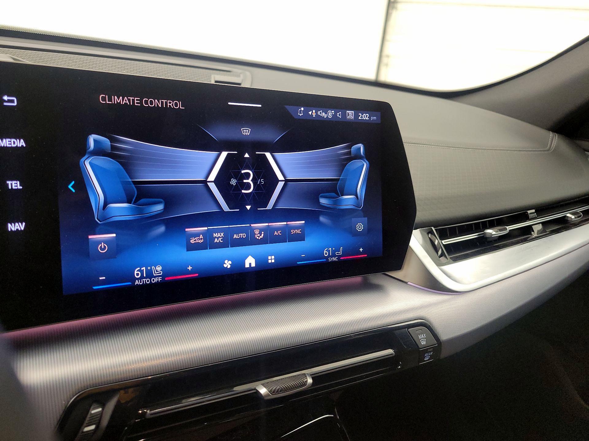 Thumbnail: 2024 BMW X2 - 16