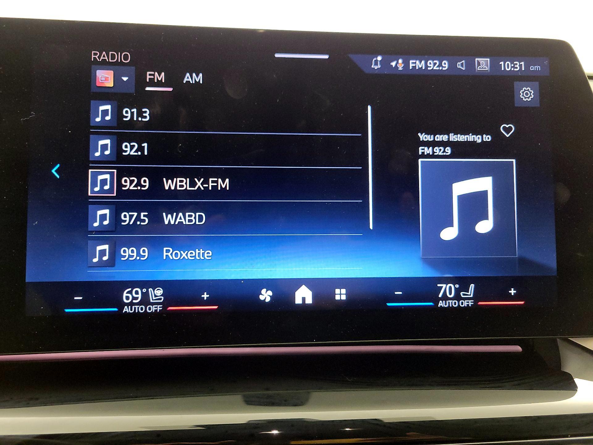 Thumbnail: 2025 BMW X2 - 15