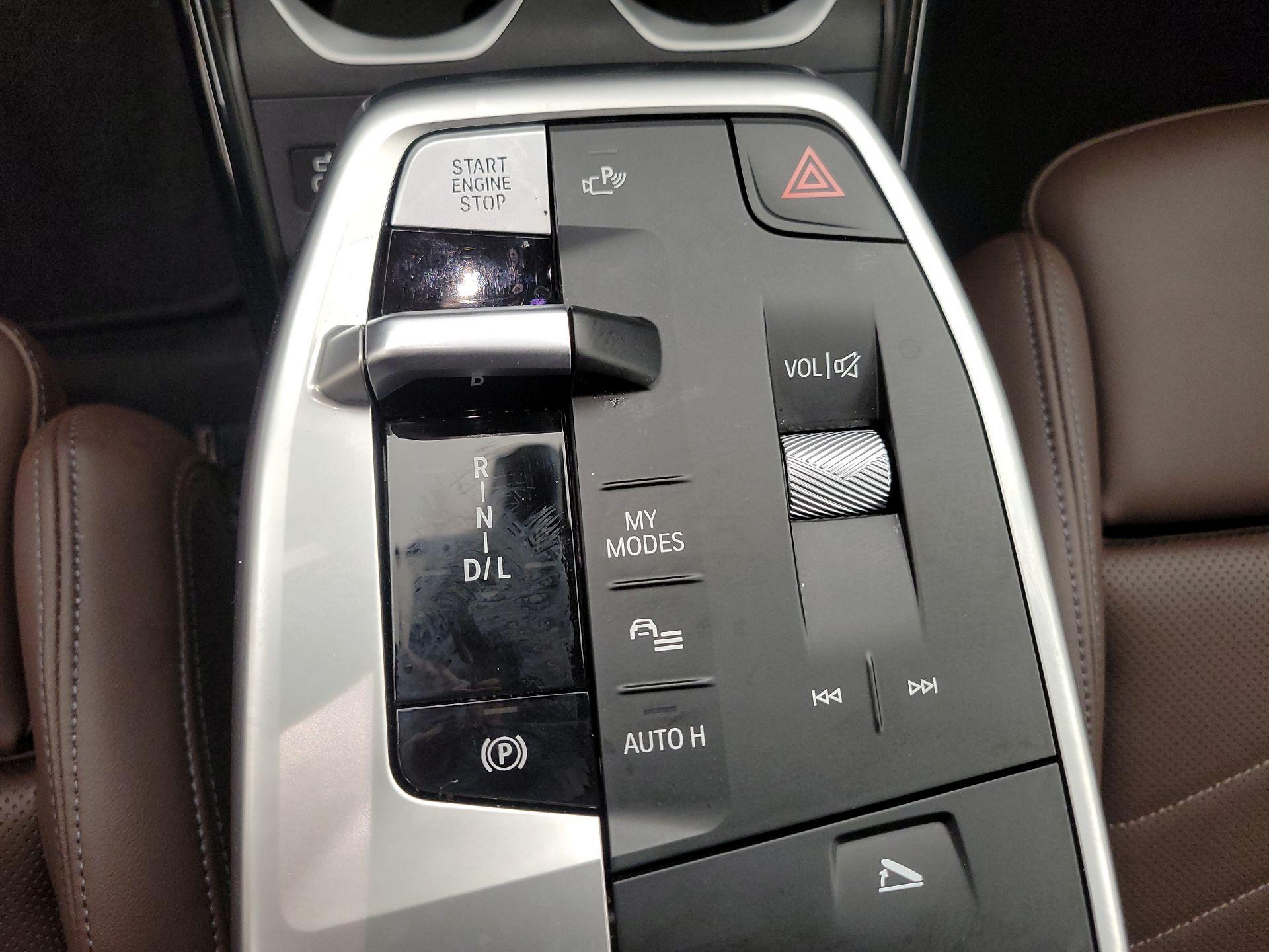 Thumbnail: 2025 BMW X2 - 17