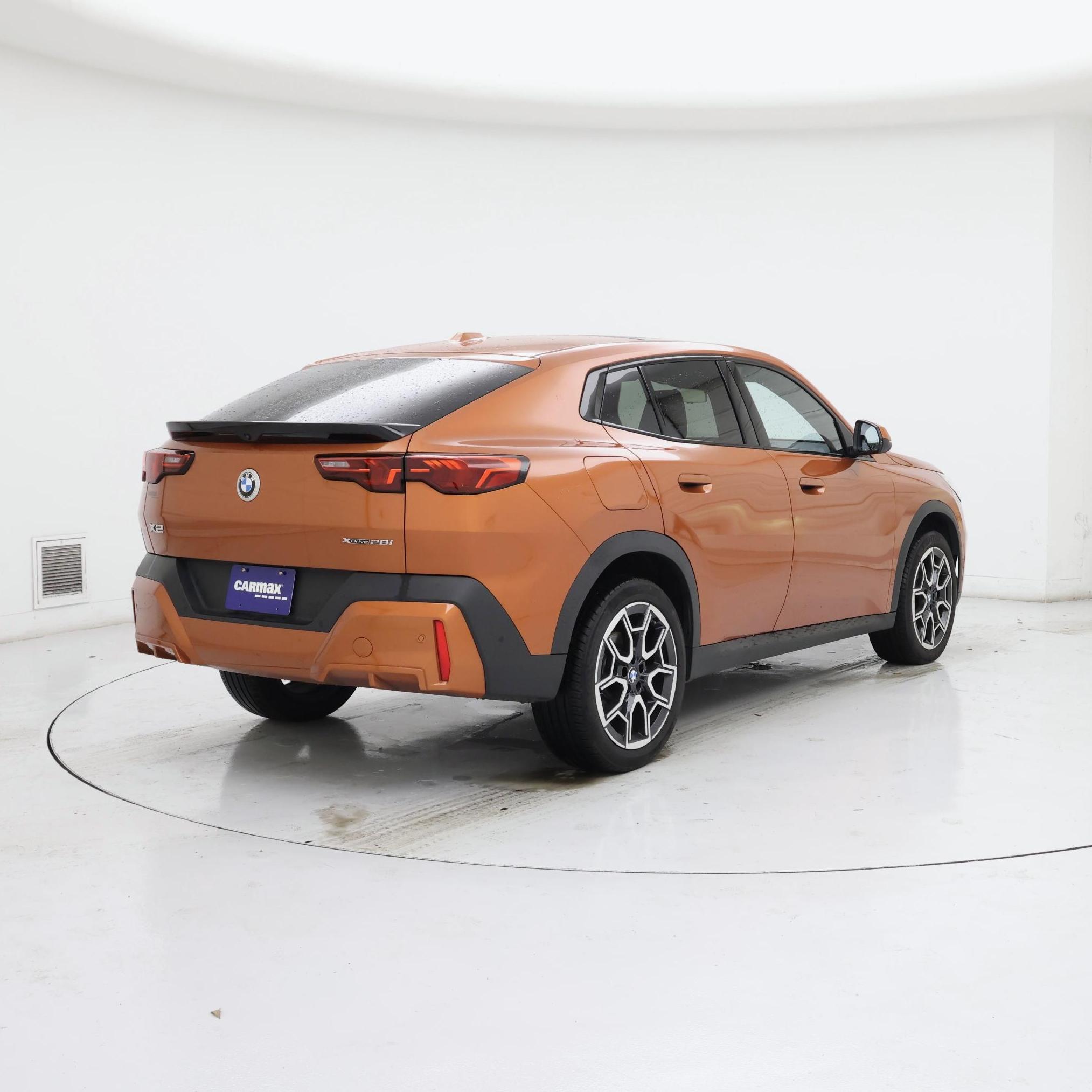 Thumbnail: 2025 BMW X2 - 8