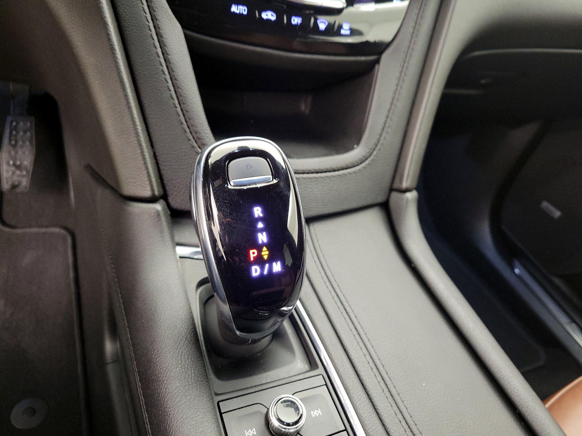 Thumbnail: 2023 Cadillac XT5 - 18