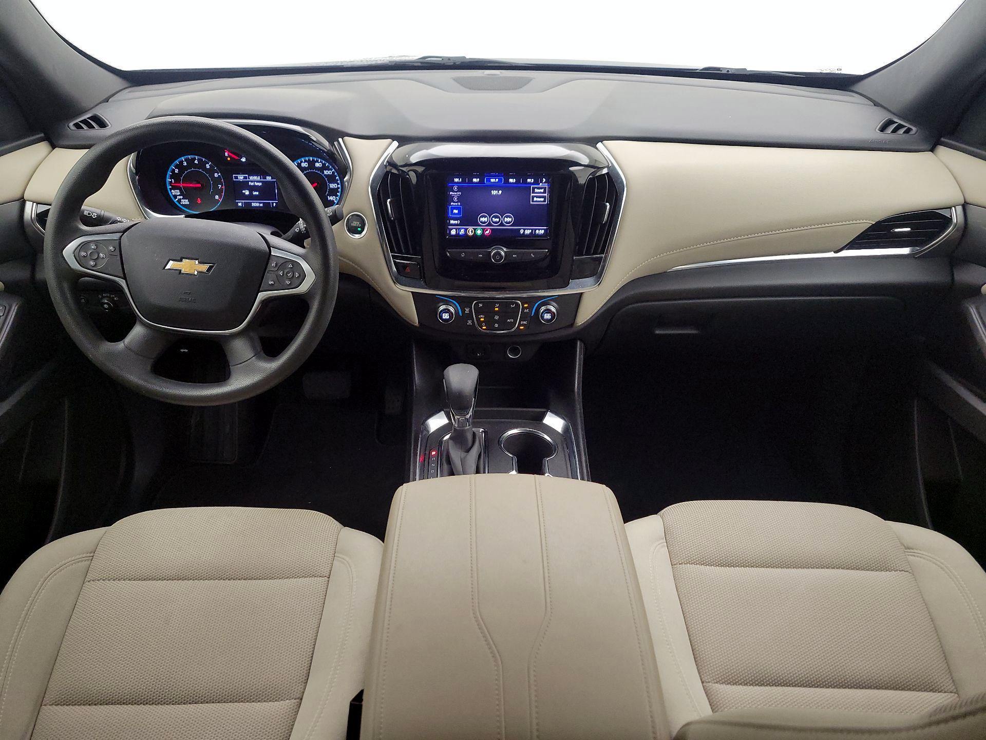 Thumbnail: 2023 Chevrolet Traverse - 9