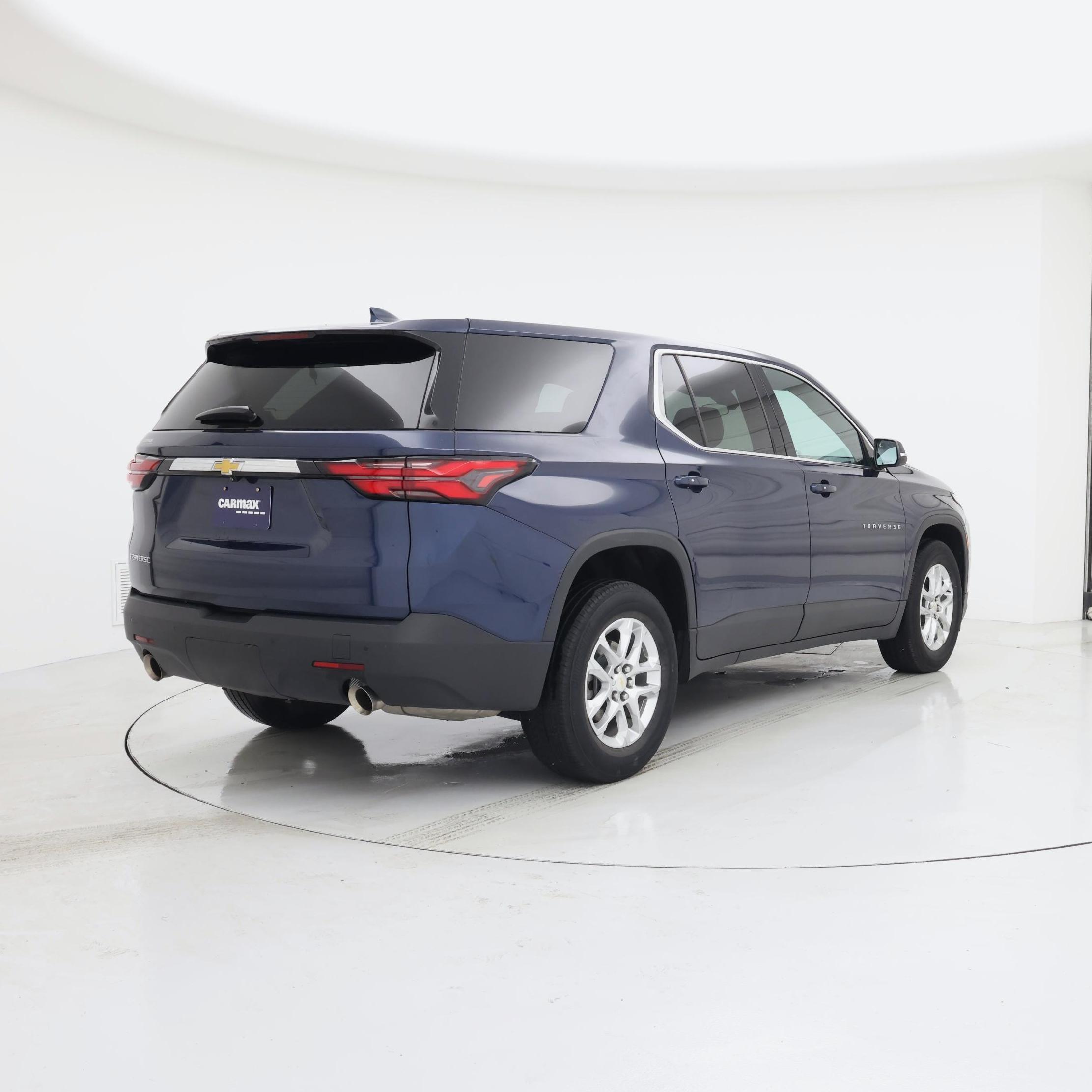 Thumbnail: 2023 Chevrolet Traverse - 8