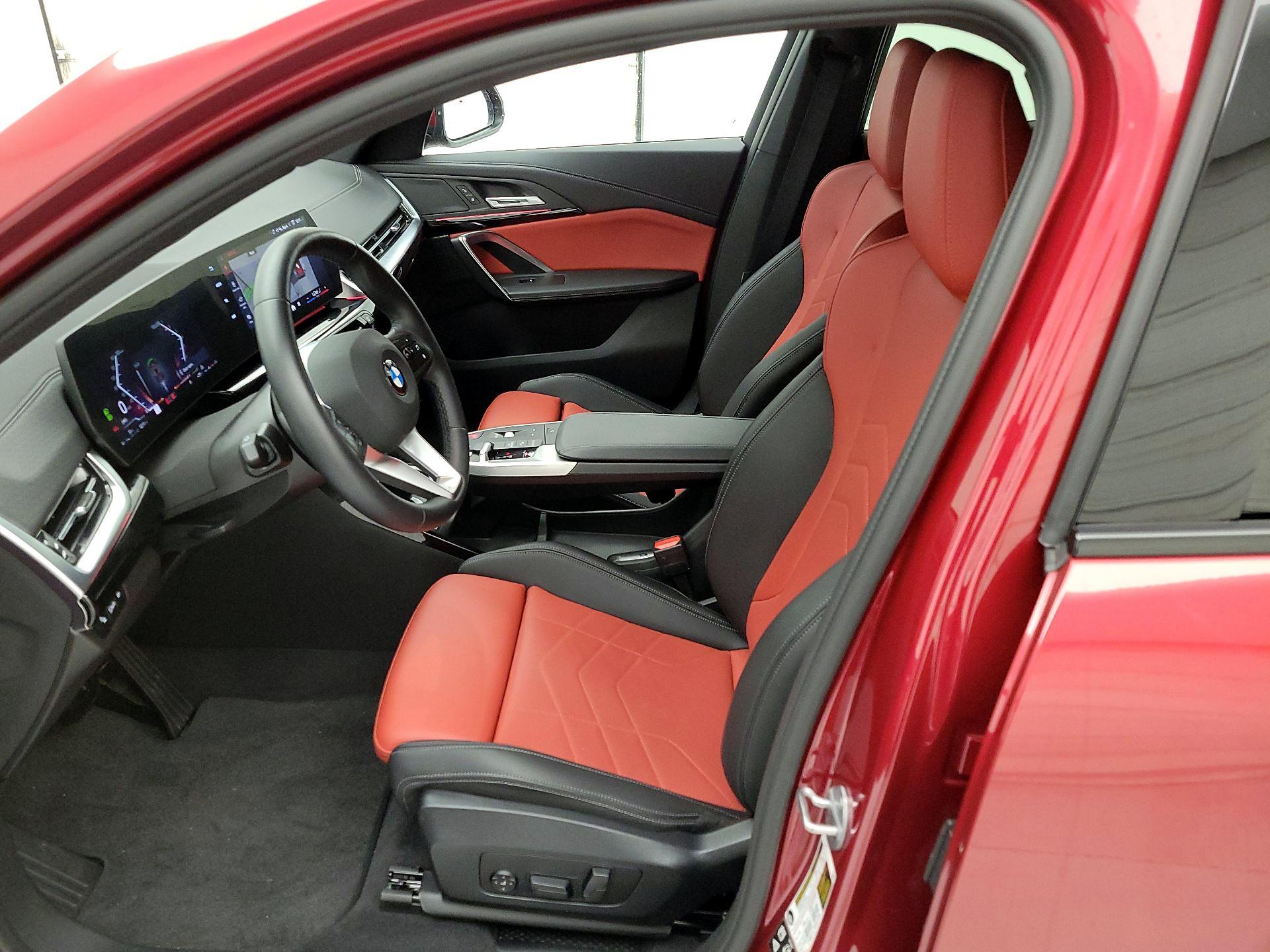 Thumbnail: 2025 BMW X2 - 11