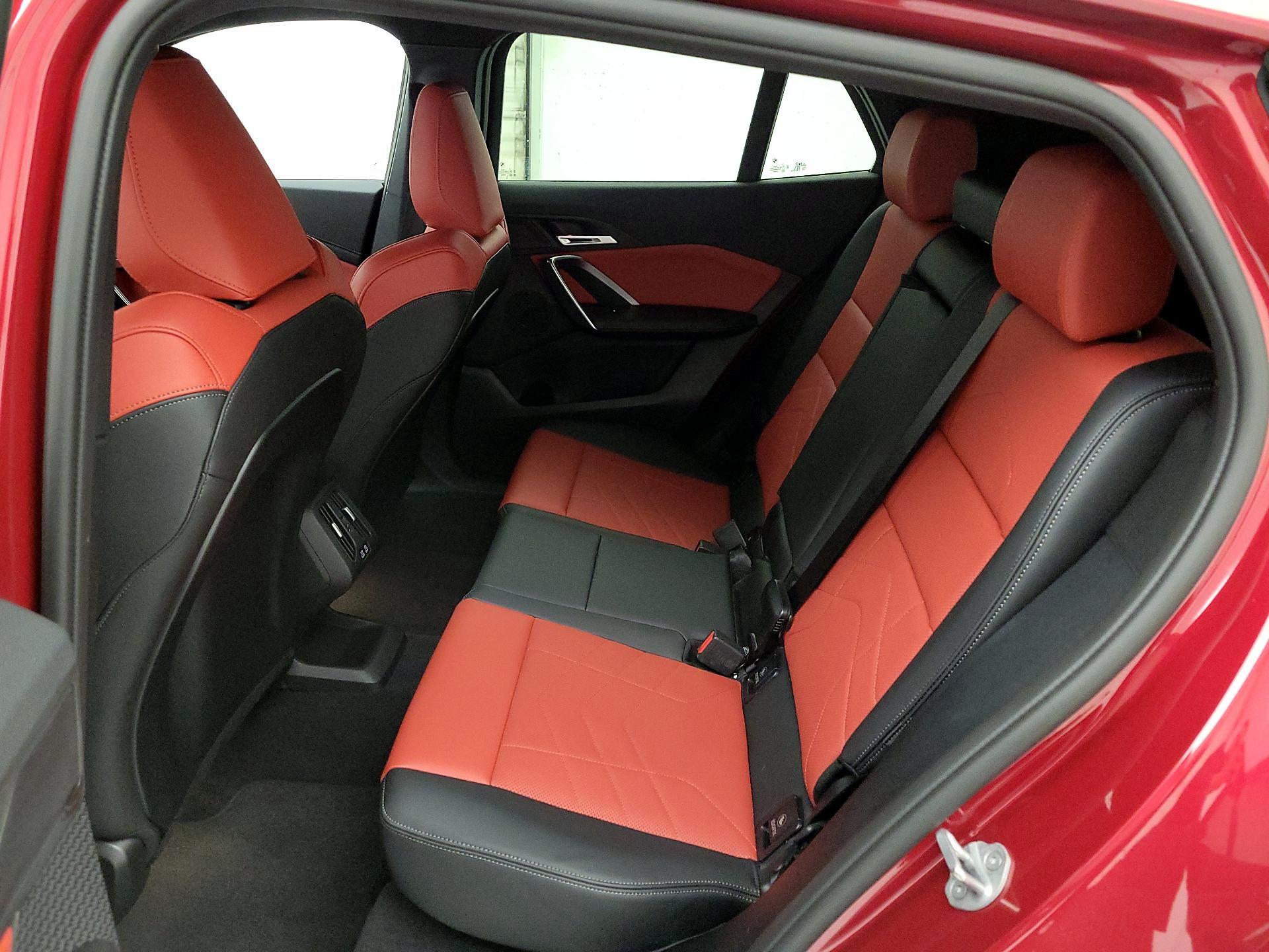 Thumbnail: 2025 BMW X2 - 18