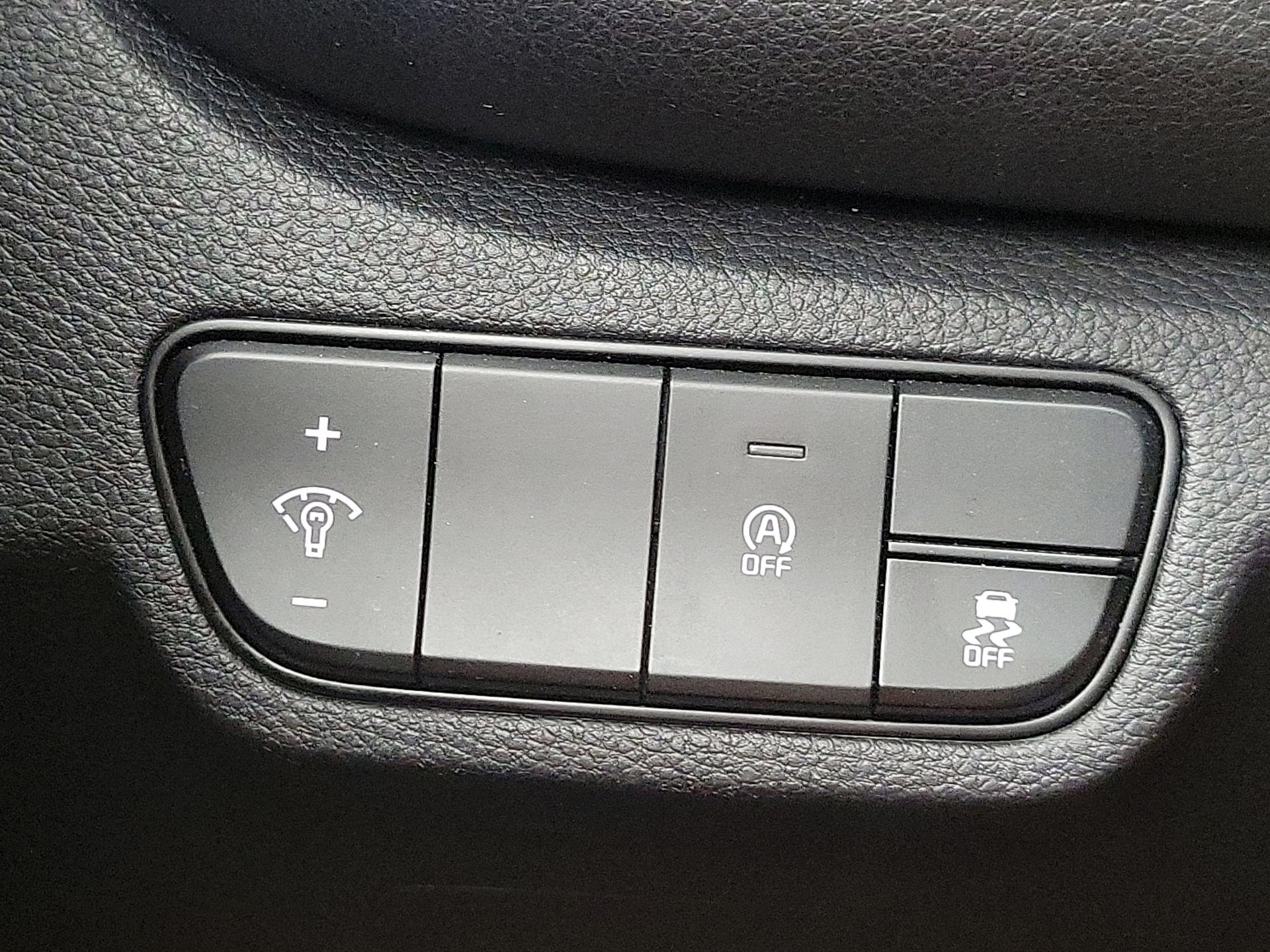 Thumbnail: 2025 Kia Seltos - 13