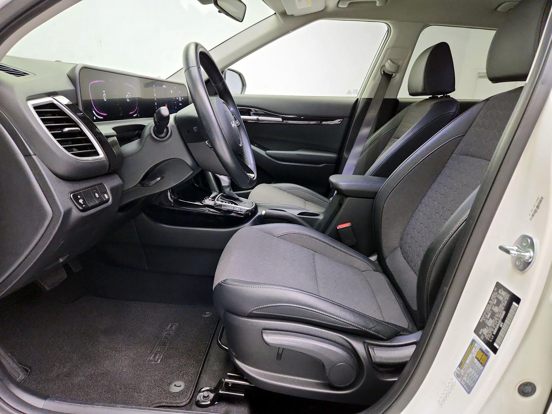 Thumbnail: 2025 Kia Seltos - 11