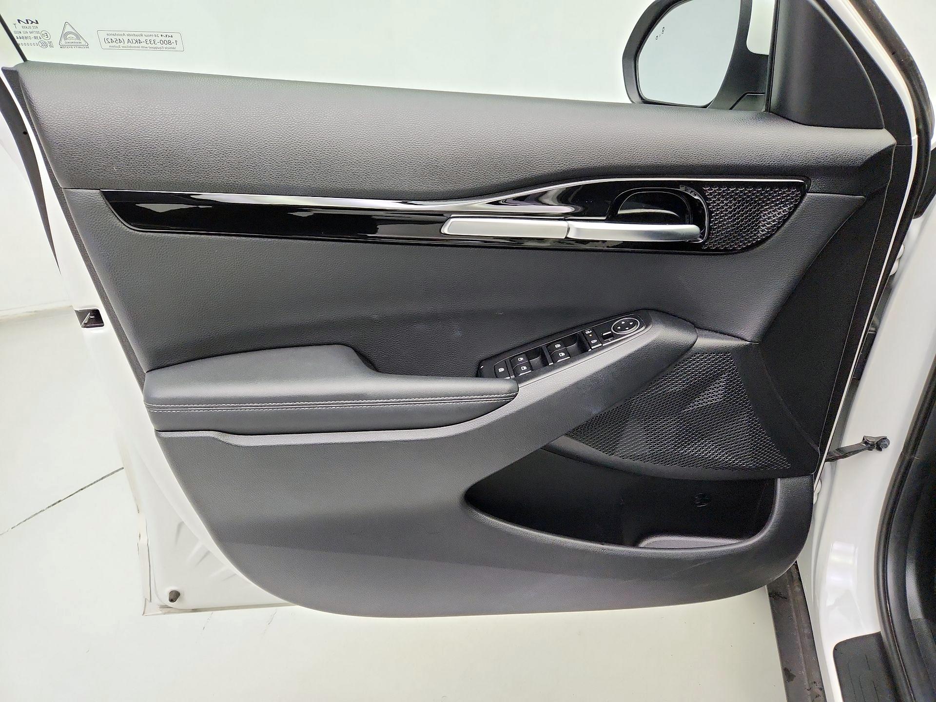 Thumbnail: 2025 Kia Seltos - 12