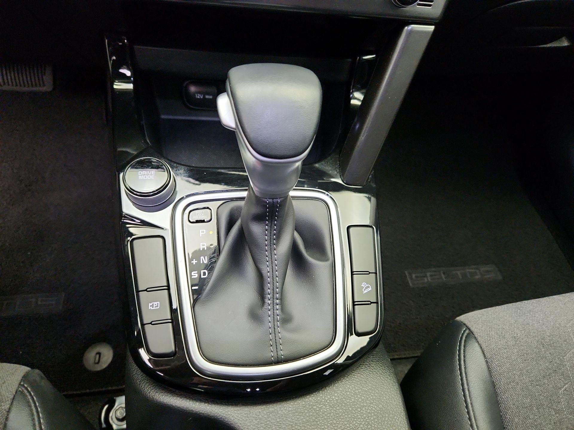 Thumbnail: 2025 Kia Seltos - 18