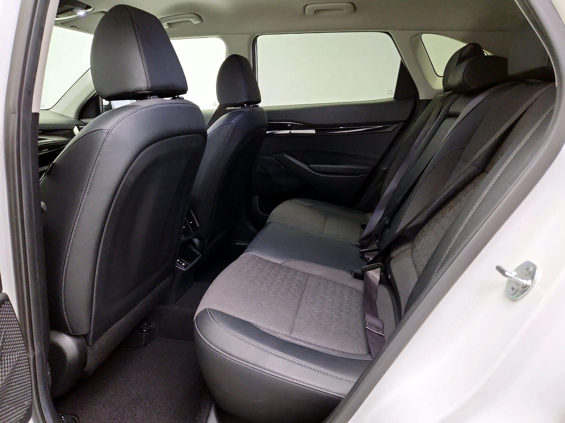 Thumbnail: 2025 Kia Seltos - 20