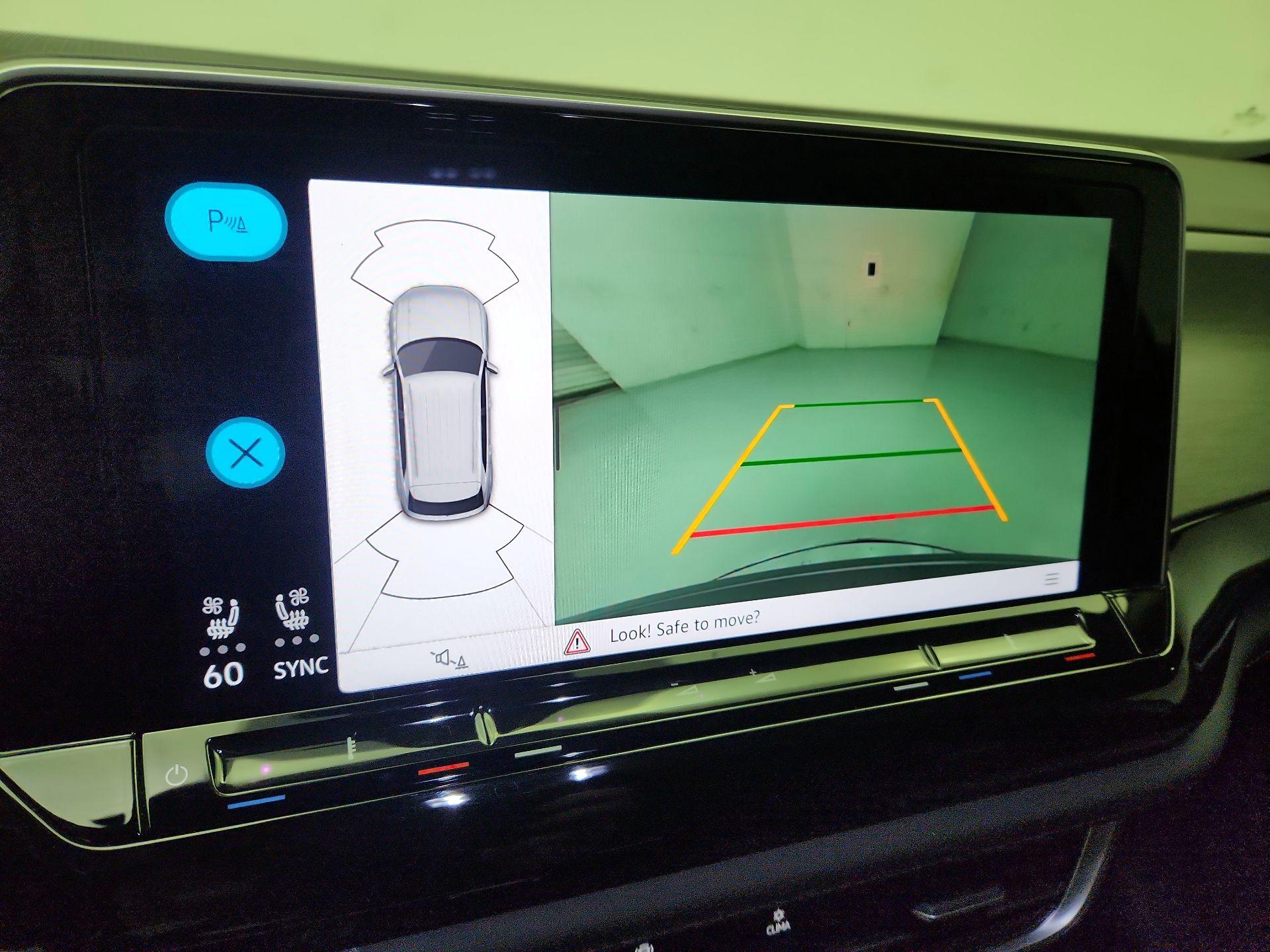 Thumbnail: 2025 Volkswagen Atlas - 14