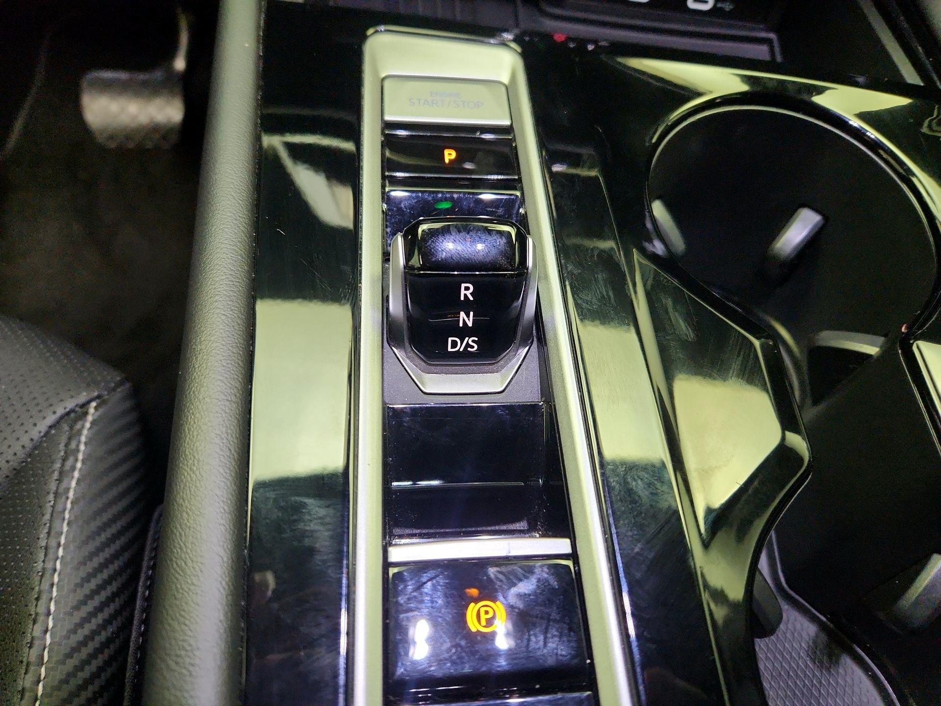 Thumbnail: 2025 Volkswagen Atlas - 17