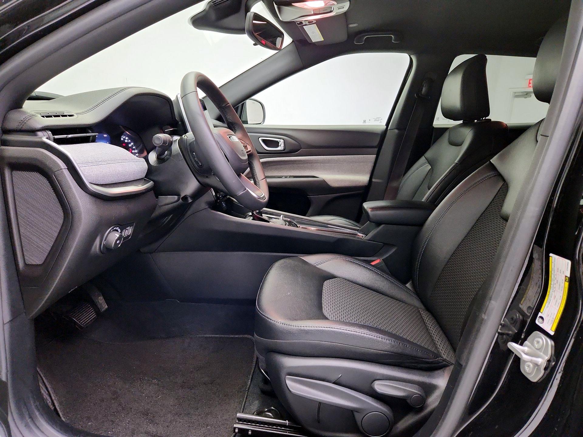 Thumbnail: 2025 Jeep Compass - 11