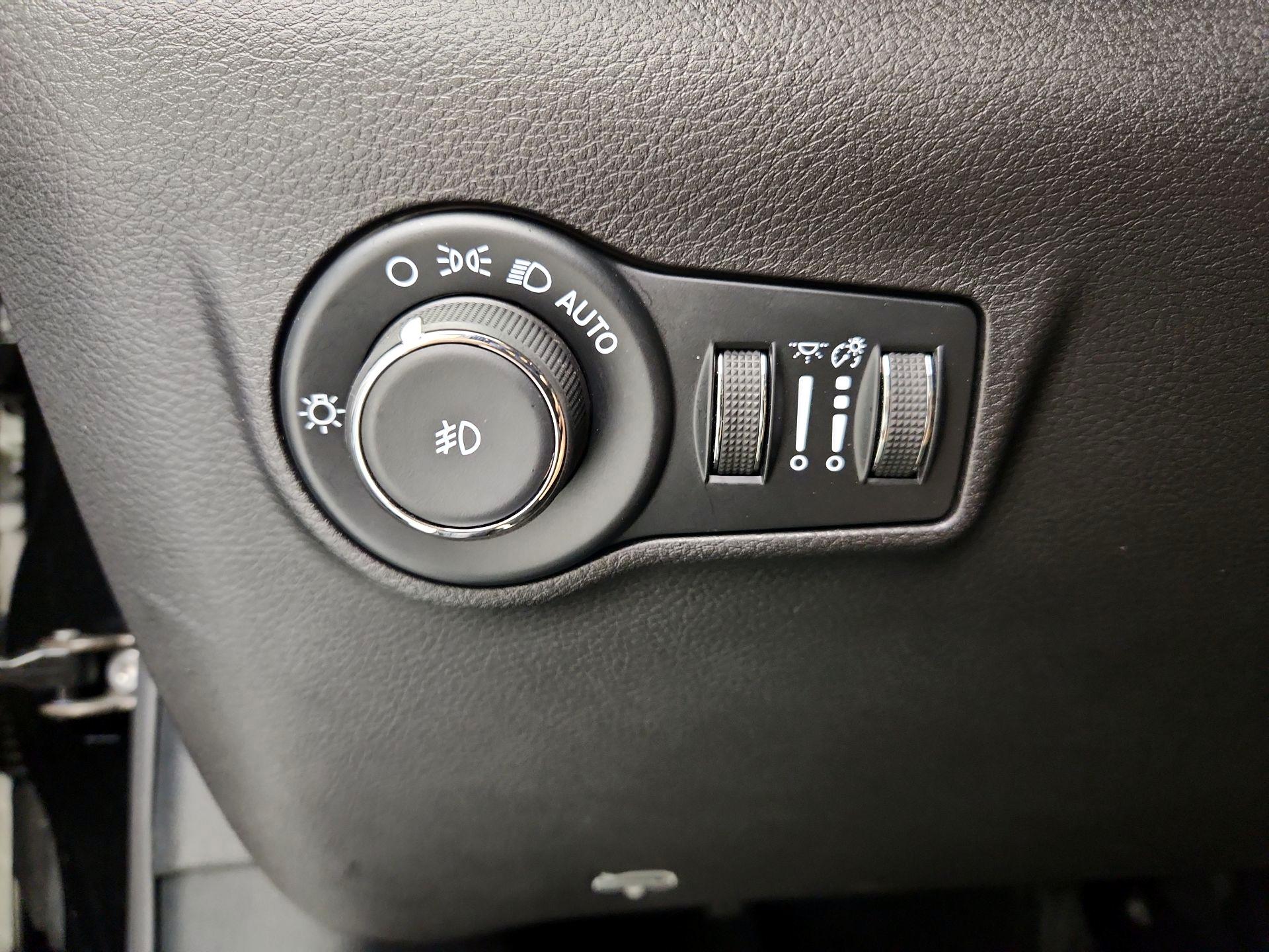 Thumbnail: 2025 Jeep Compass - 13