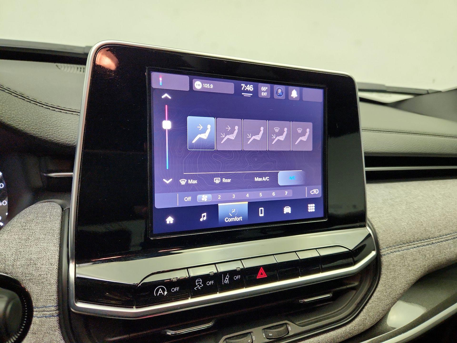 Thumbnail: 2025 Jeep Compass - 16