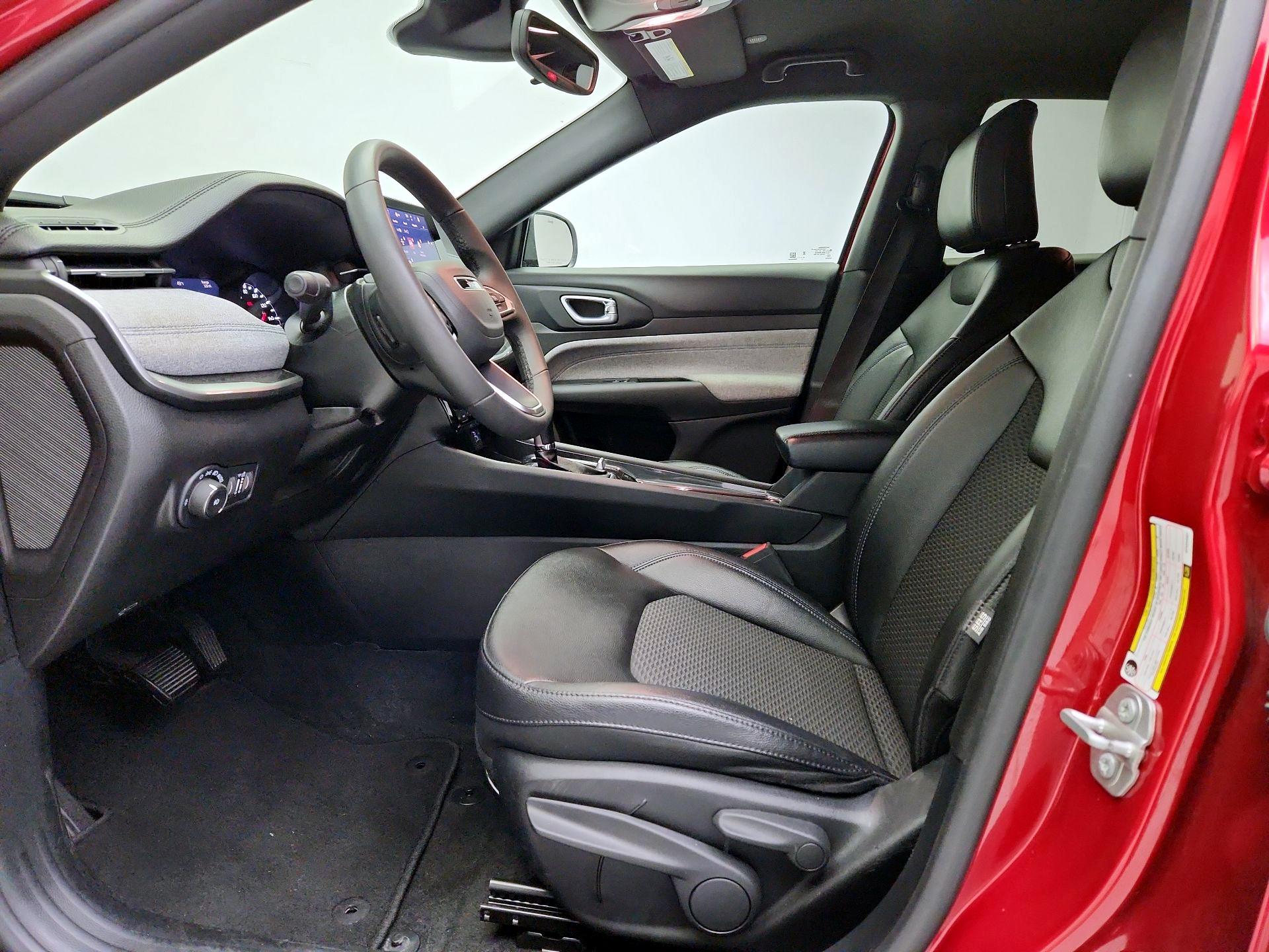 Thumbnail: 2025 Jeep Compass - 11