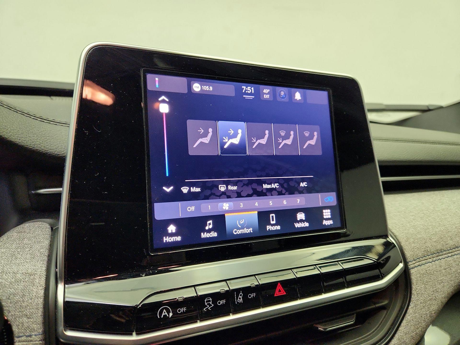 Thumbnail: 2025 Jeep Compass - 16