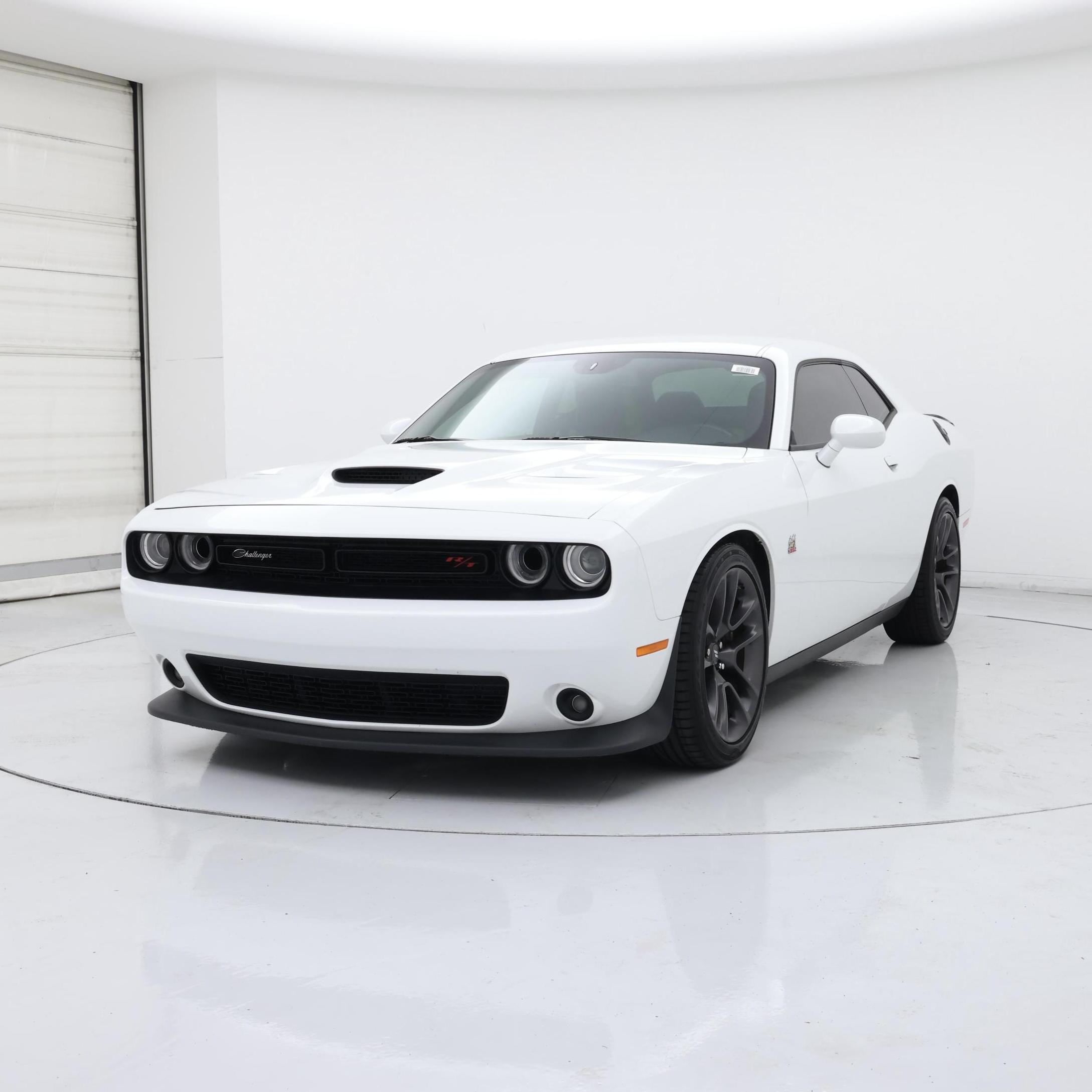 Thumbnail: 2021 Dodge Challenger - 4