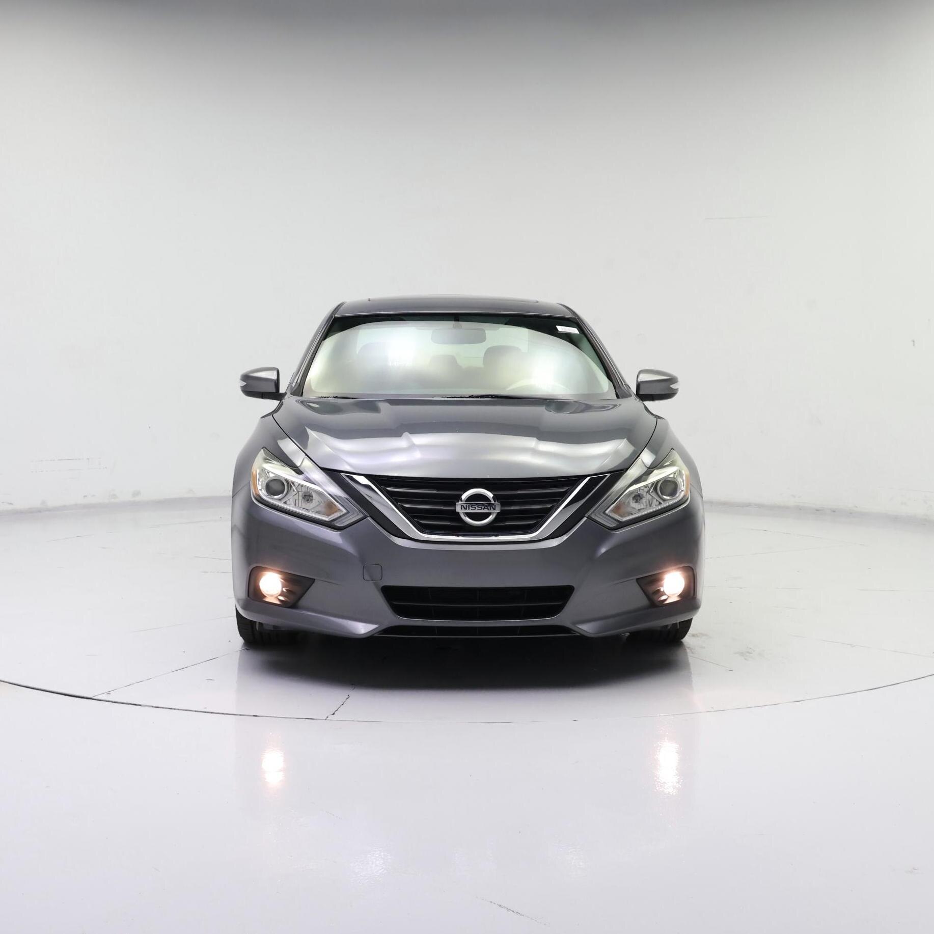 Thumbnail: 2016 Nissan Altima - 5