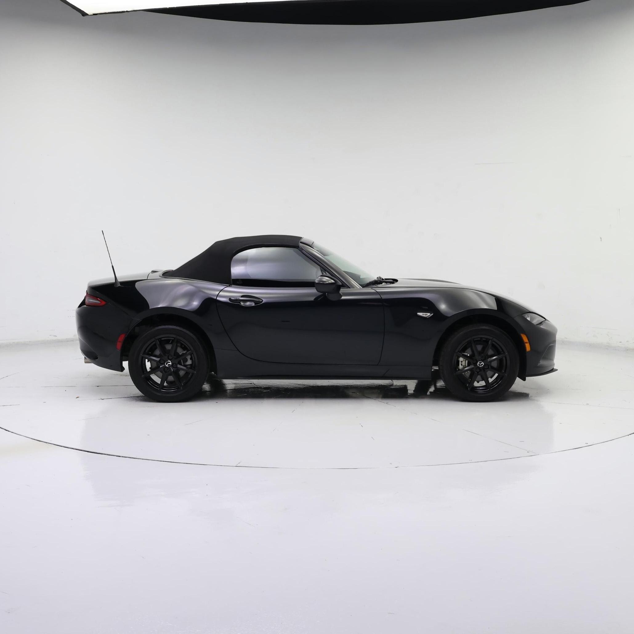 Thumbnail: 2025 Mazda MX-5 Miata - 7