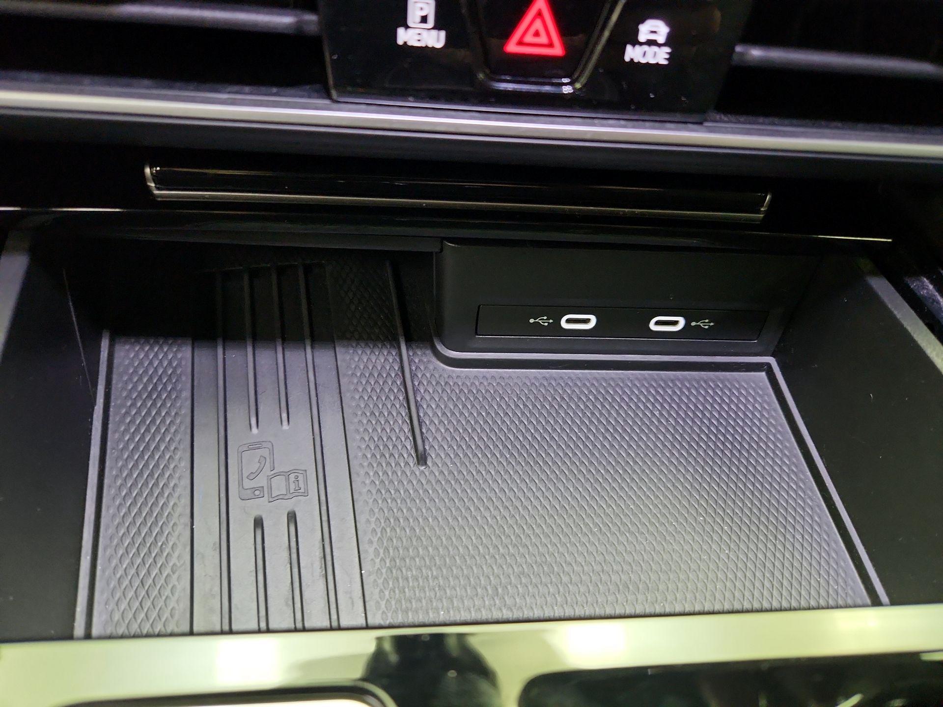 Thumbnail: 2025 Volkswagen Atlas - 18