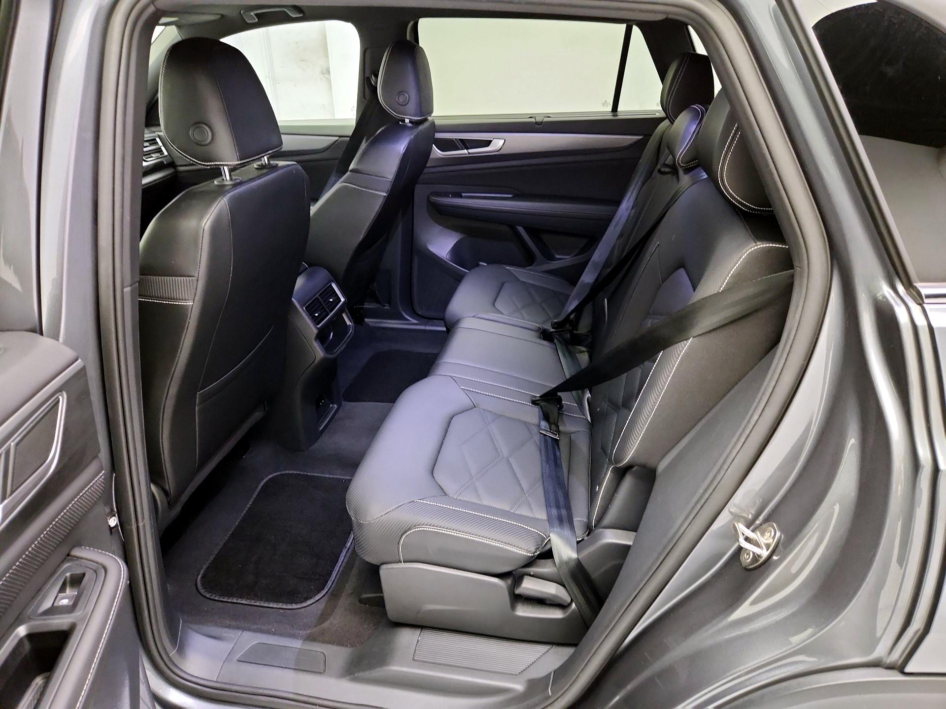 Thumbnail: 2025 Volkswagen Atlas - 19