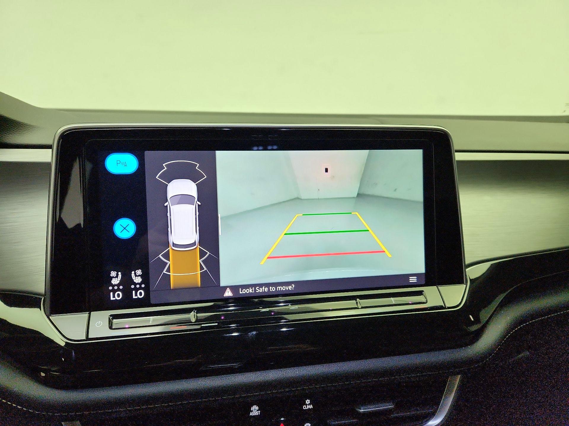 Thumbnail: 2025 Volkswagen Atlas - 15