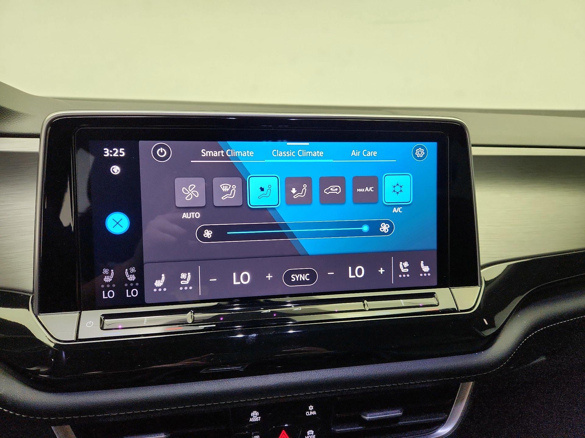 Thumbnail: 2025 Volkswagen Atlas - 17