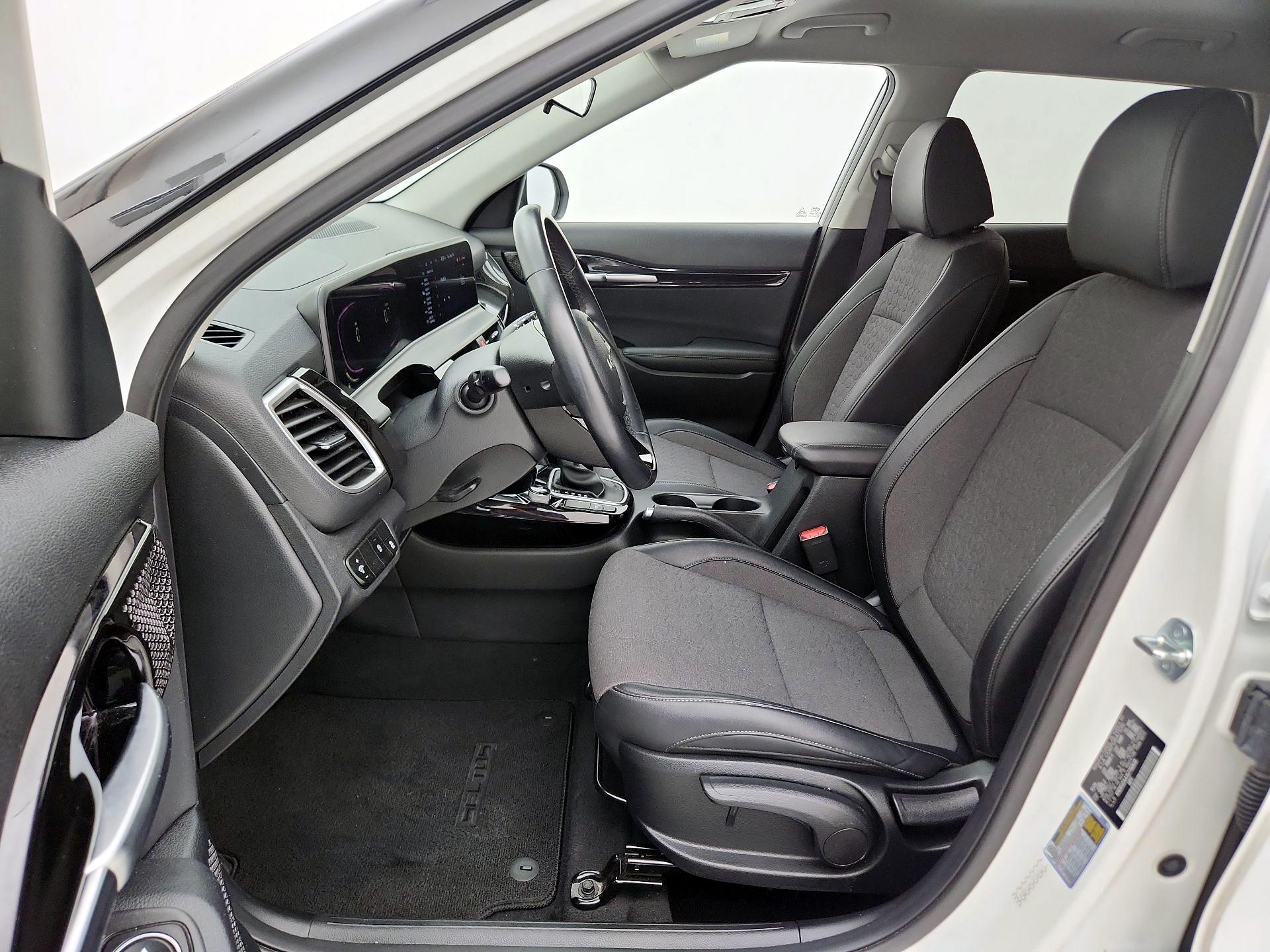 Thumbnail: 2025 Kia Seltos - 11