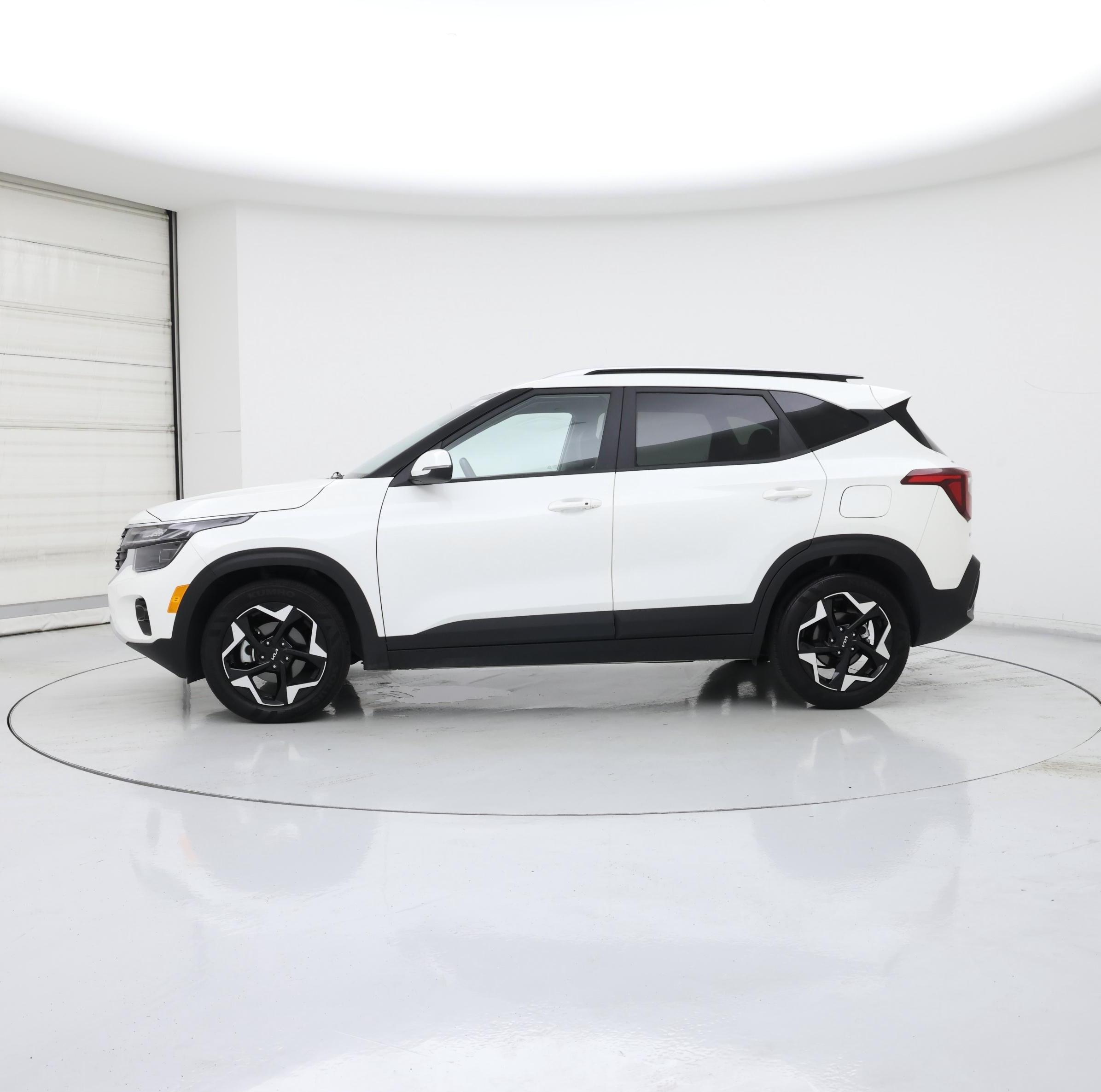 Thumbnail: 2025 Kia Seltos - 3