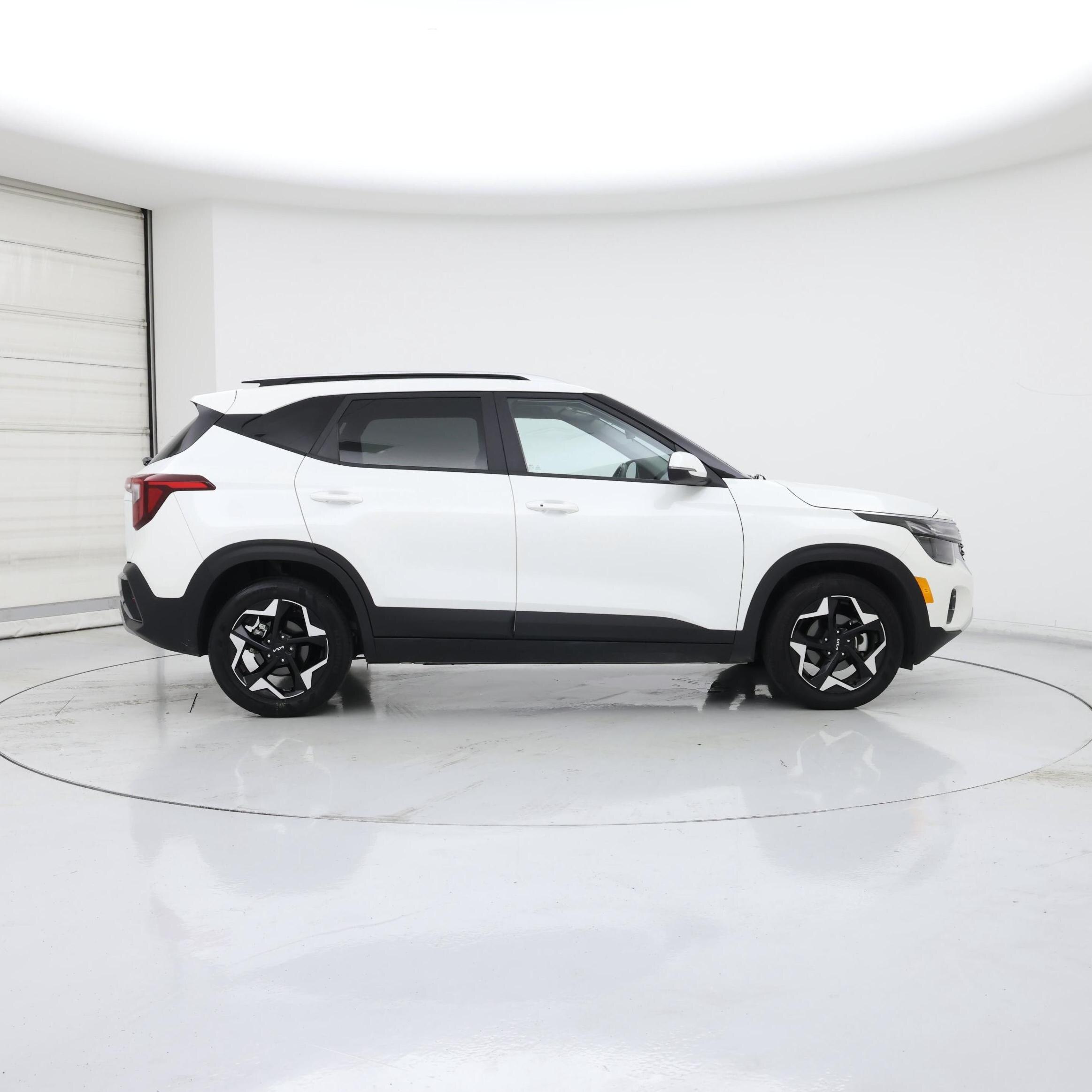 Thumbnail: 2025 Kia Seltos - 7