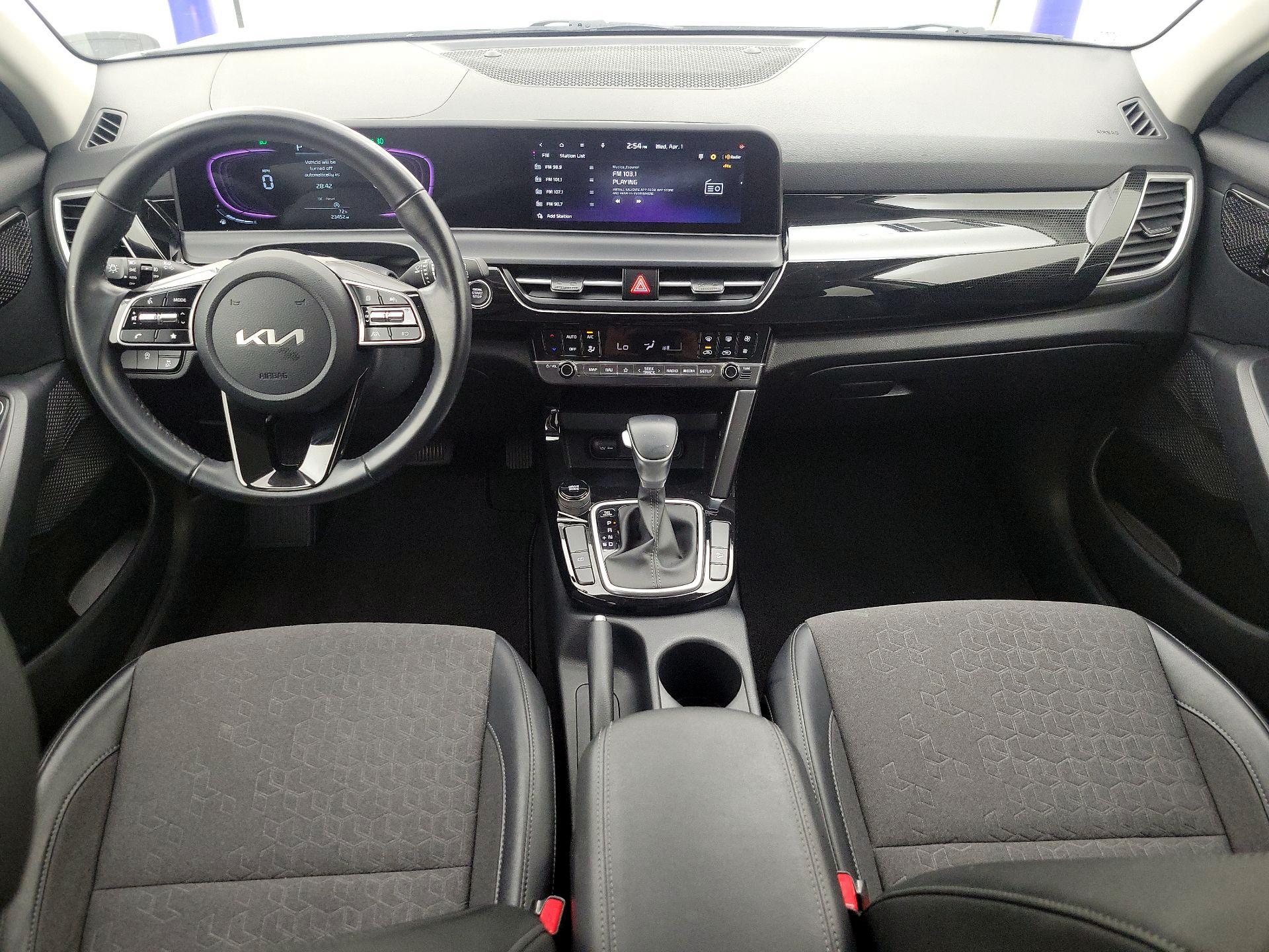 Thumbnail: 2025 Kia Seltos - 9