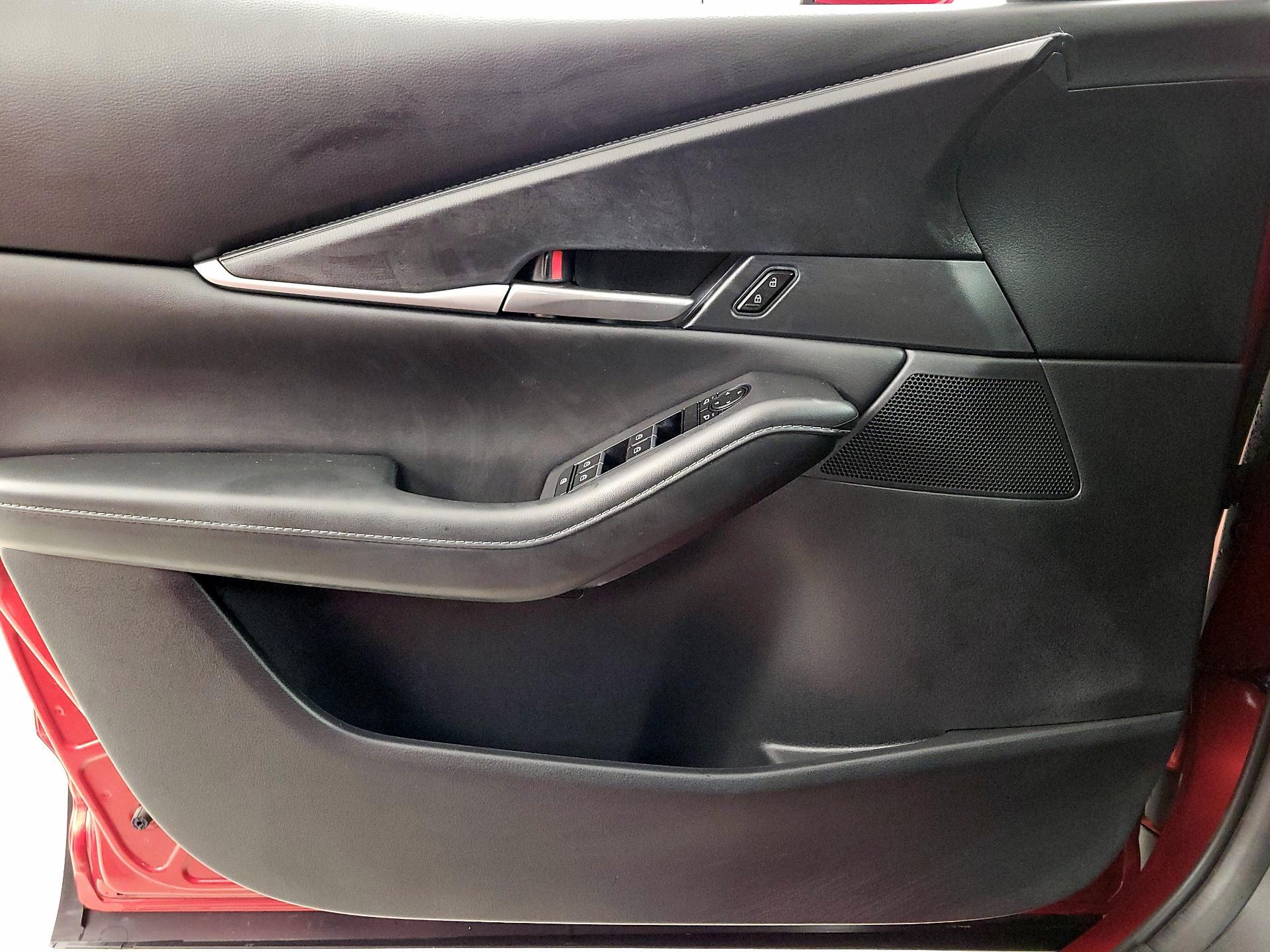 Thumbnail: 2022 Mazda CX-30 - 12