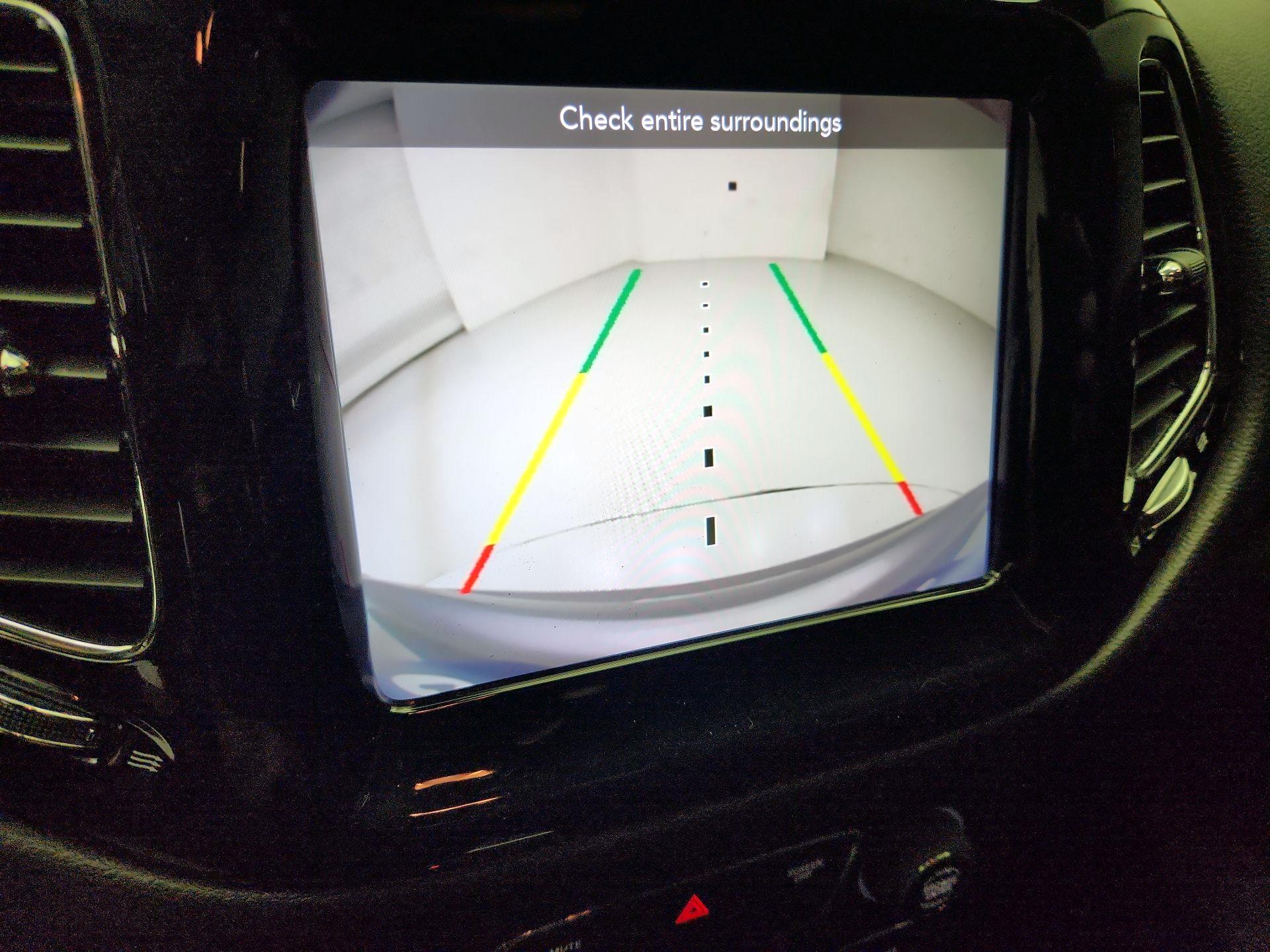 Thumbnail: 2019 Jeep Compass - 15