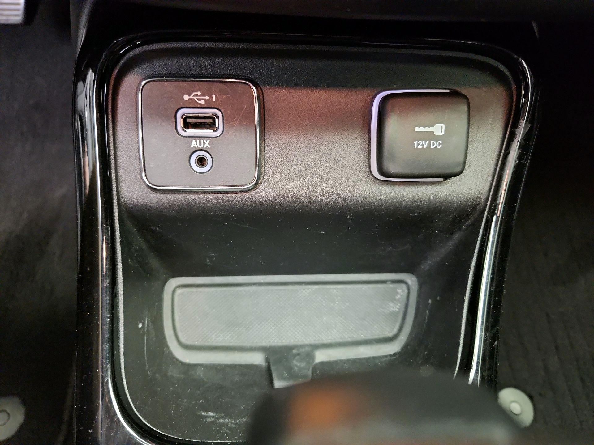 Thumbnail: 2019 Jeep Compass - 19