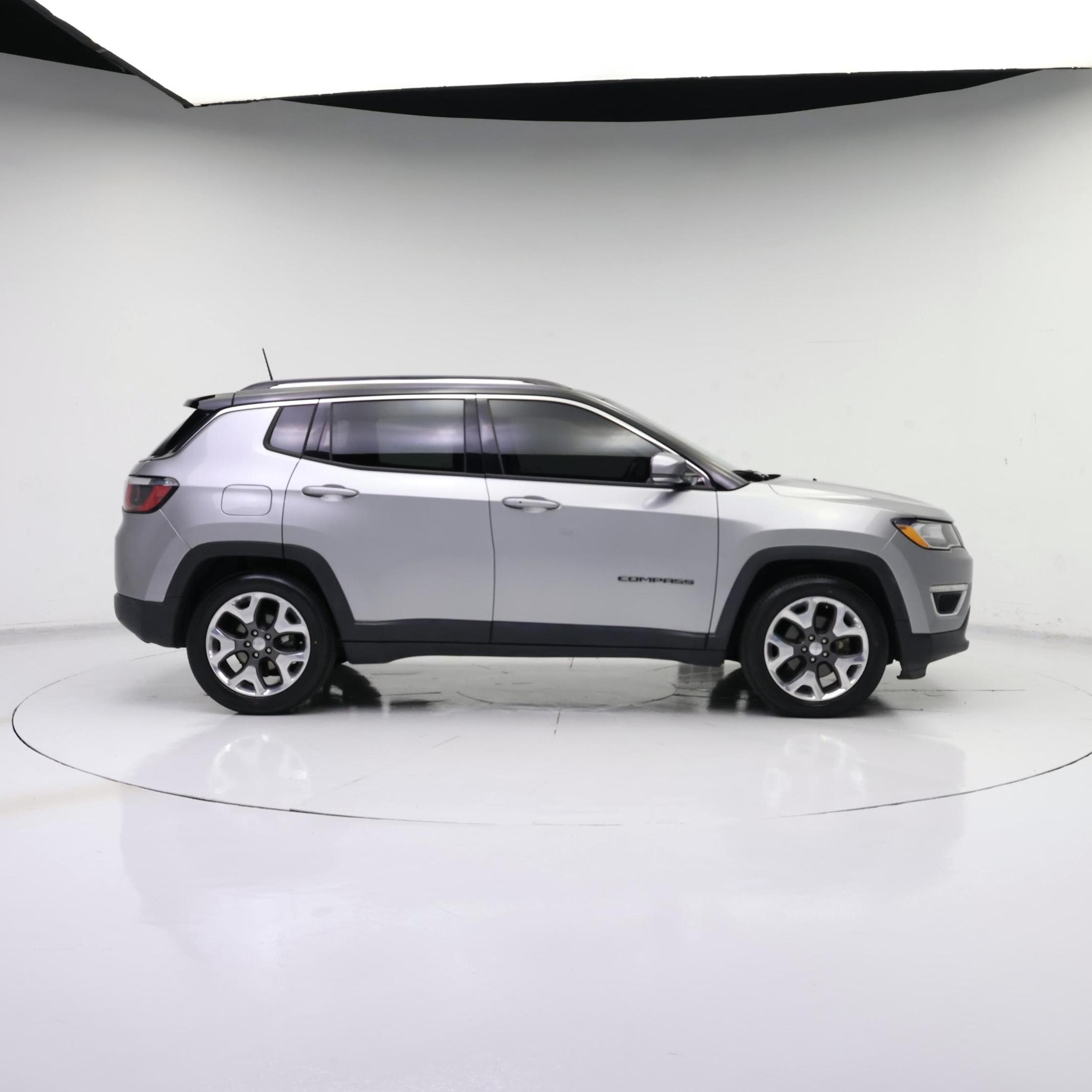 Thumbnail: 2019 Jeep Compass - 7
