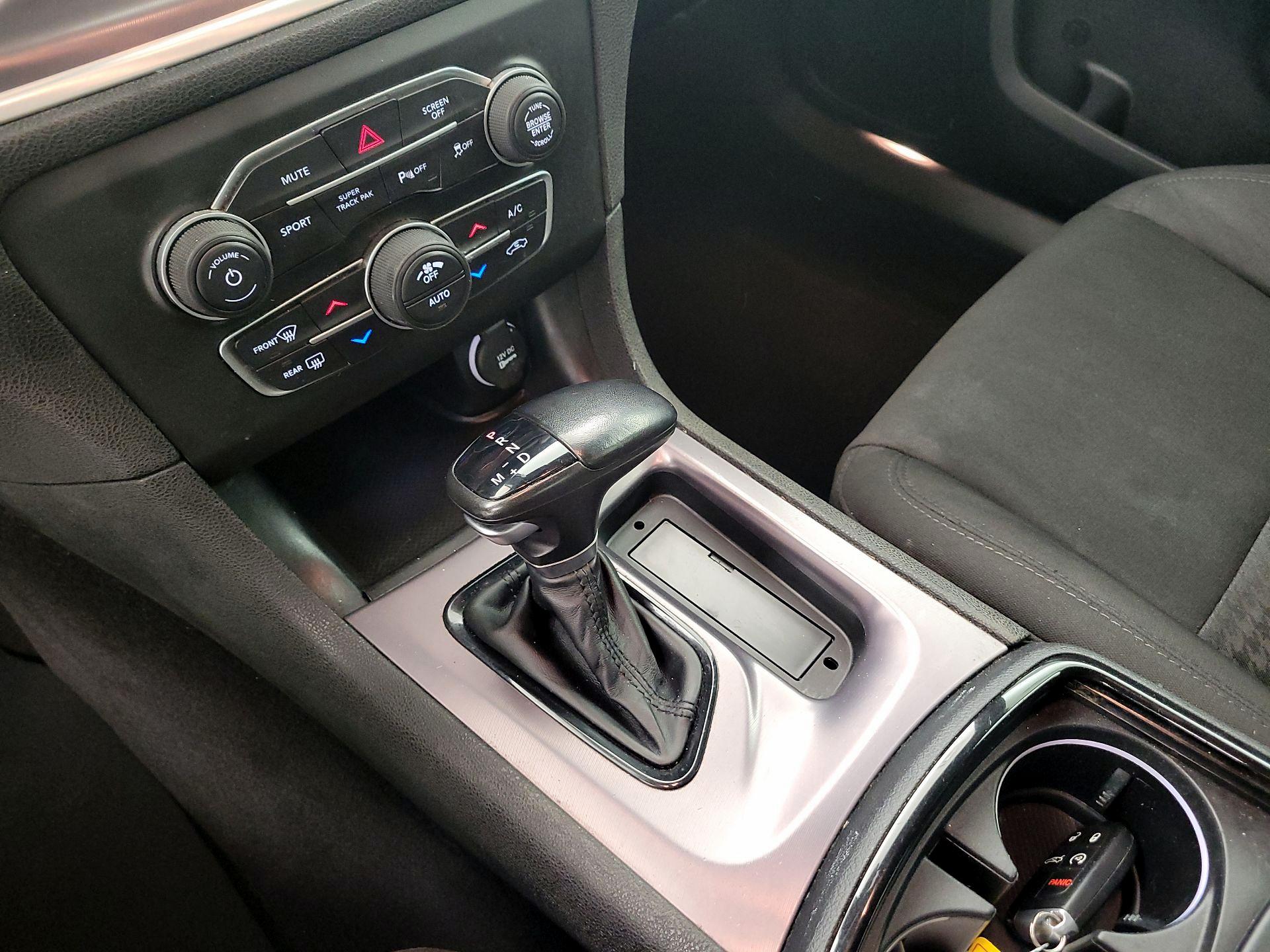 Thumbnail: 2021 Dodge Charger - 15