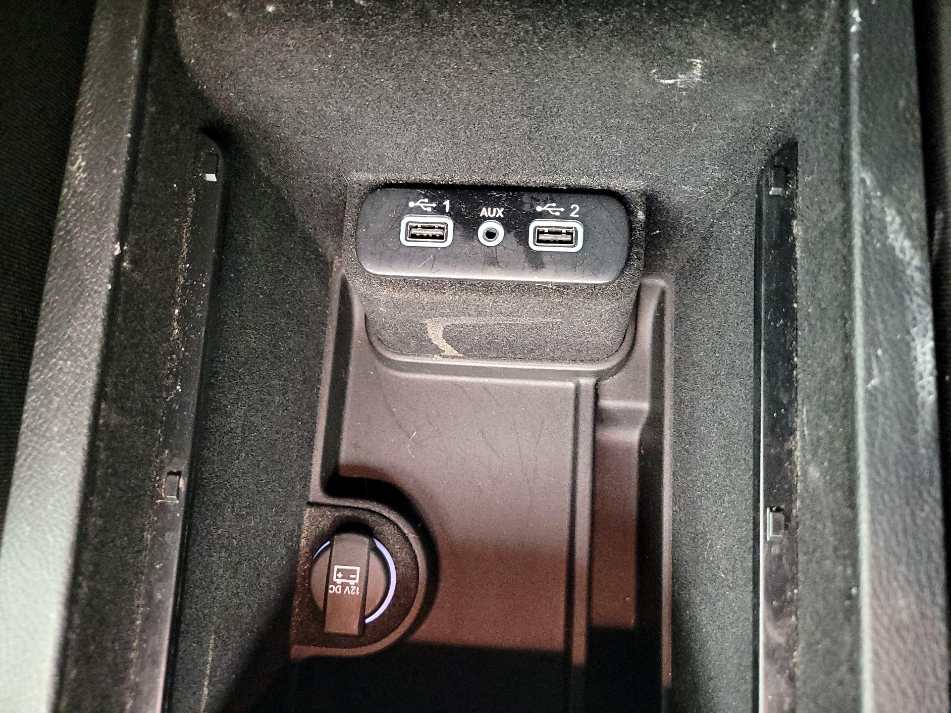 Thumbnail: 2021 Dodge Charger - 16