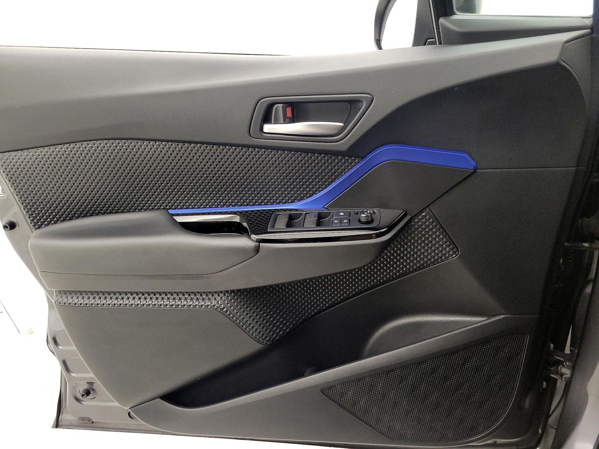 Thumbnail: 2021 Toyota C-HR - 10