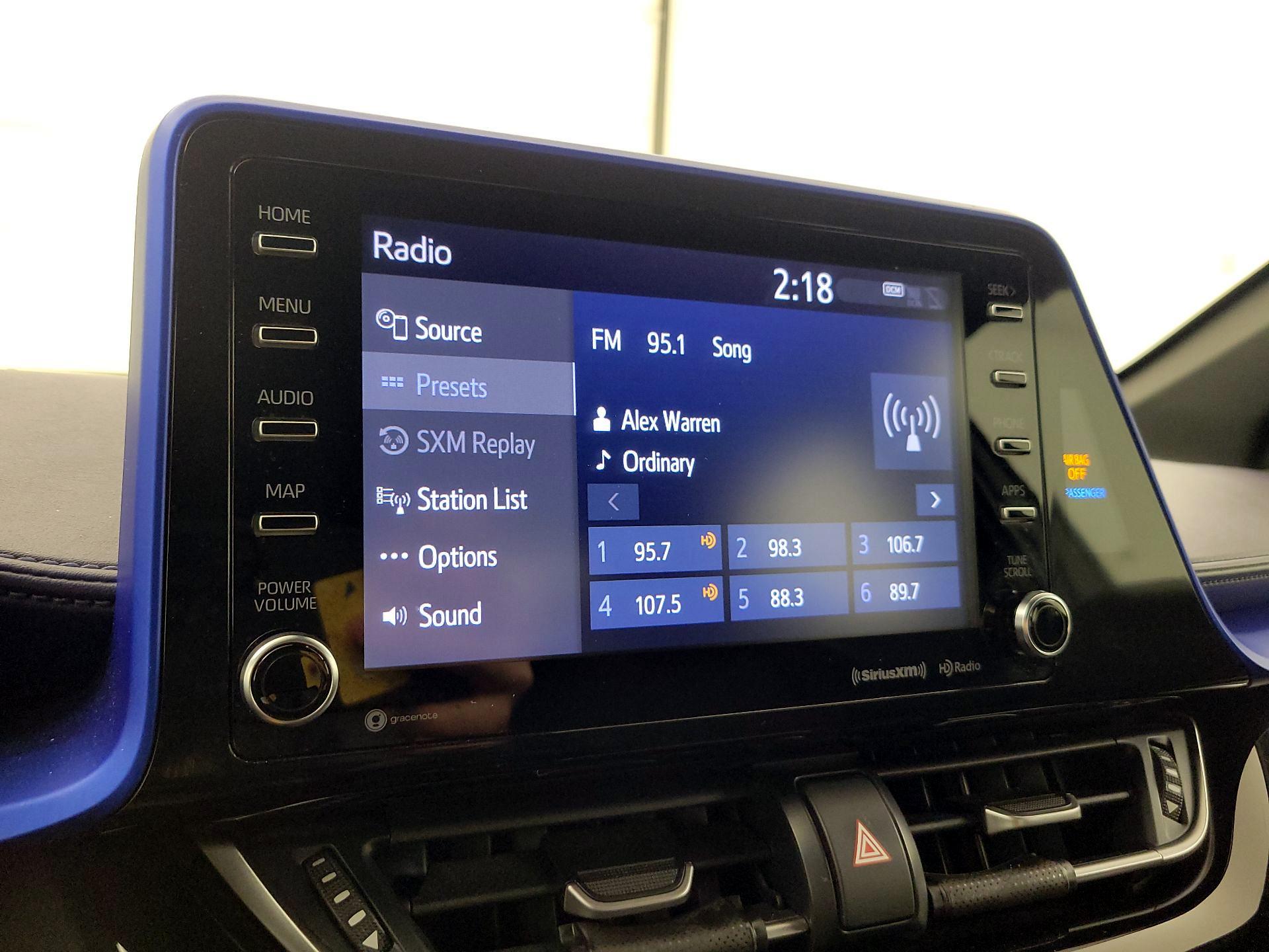 Thumbnail: 2021 Toyota C-HR - 14