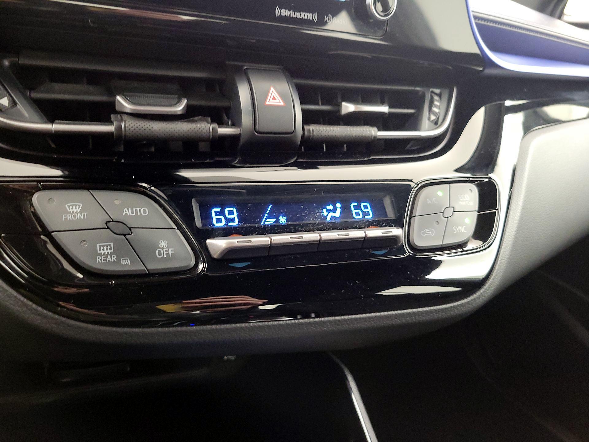 Thumbnail: 2021 Toyota C-HR - 15