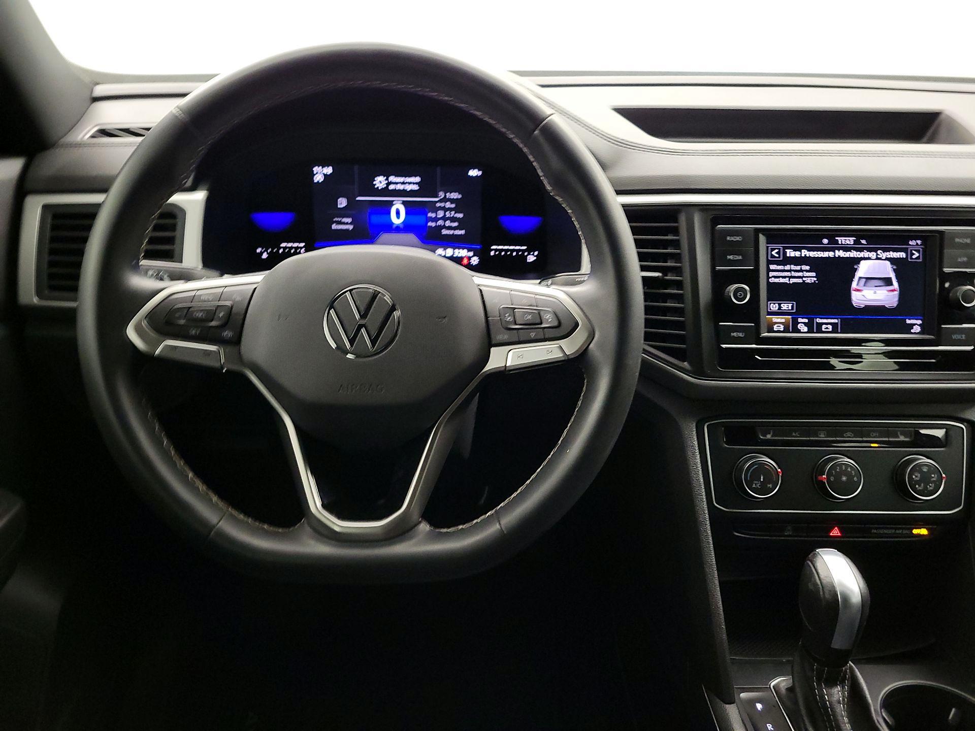 Thumbnail: 2022 Volkswagen Atlas - 10