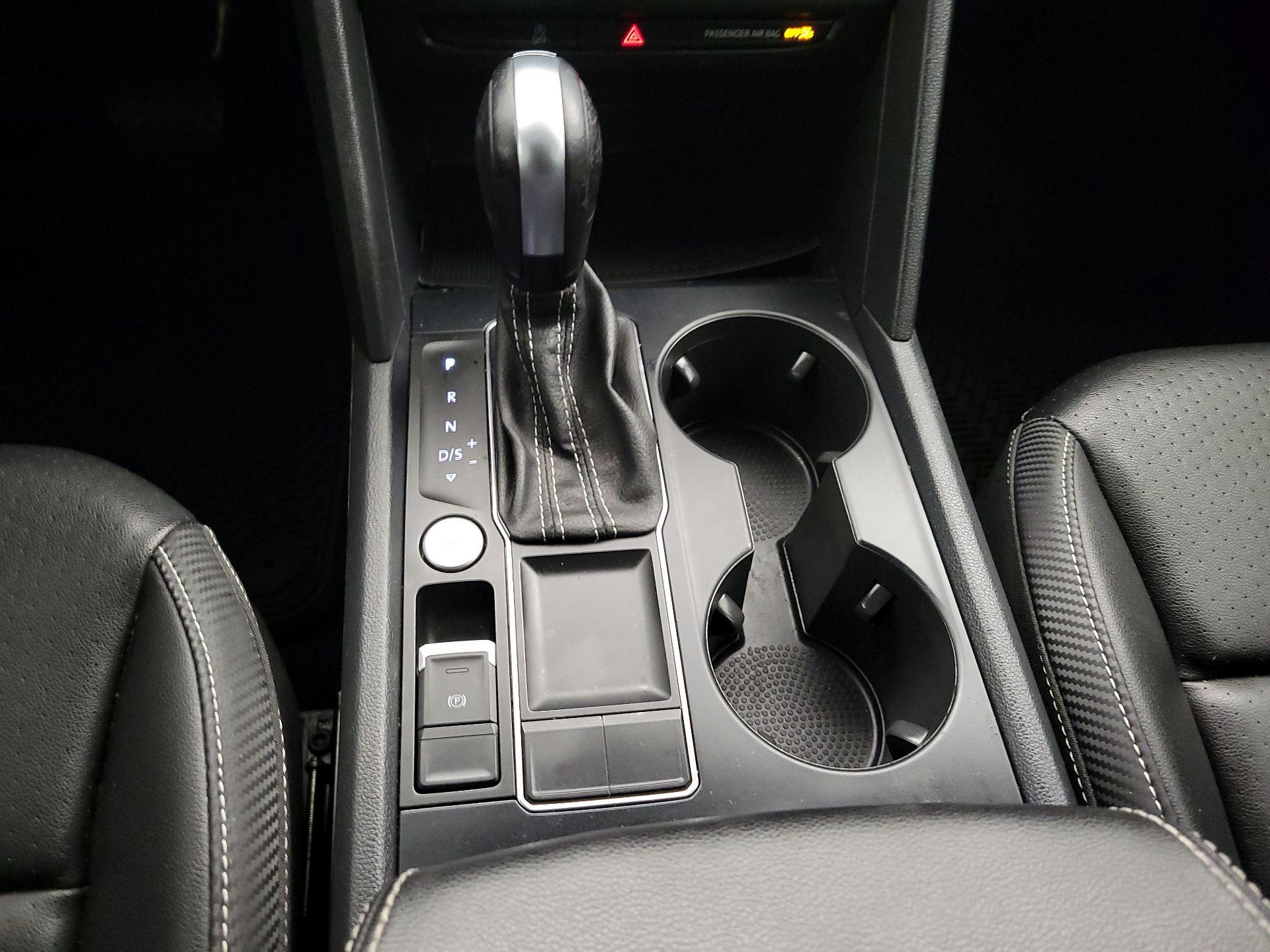 Thumbnail: 2022 Volkswagen Atlas - 17