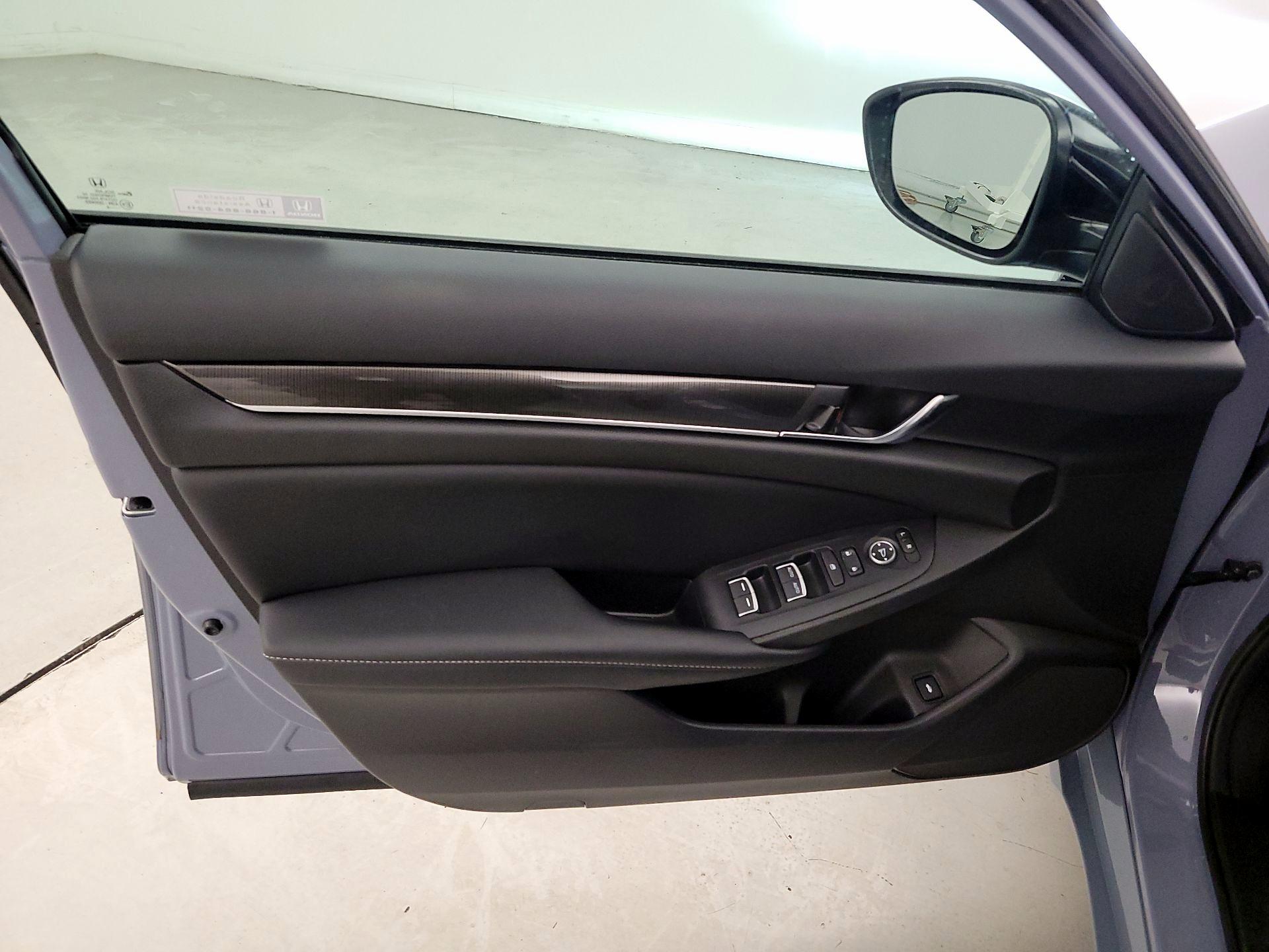 Thumbnail: 2022 Honda Accord - 12