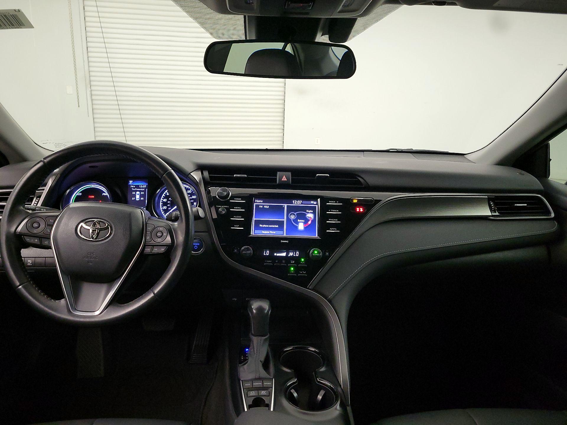 Thumbnail: 2020 Toyota Camry - 9