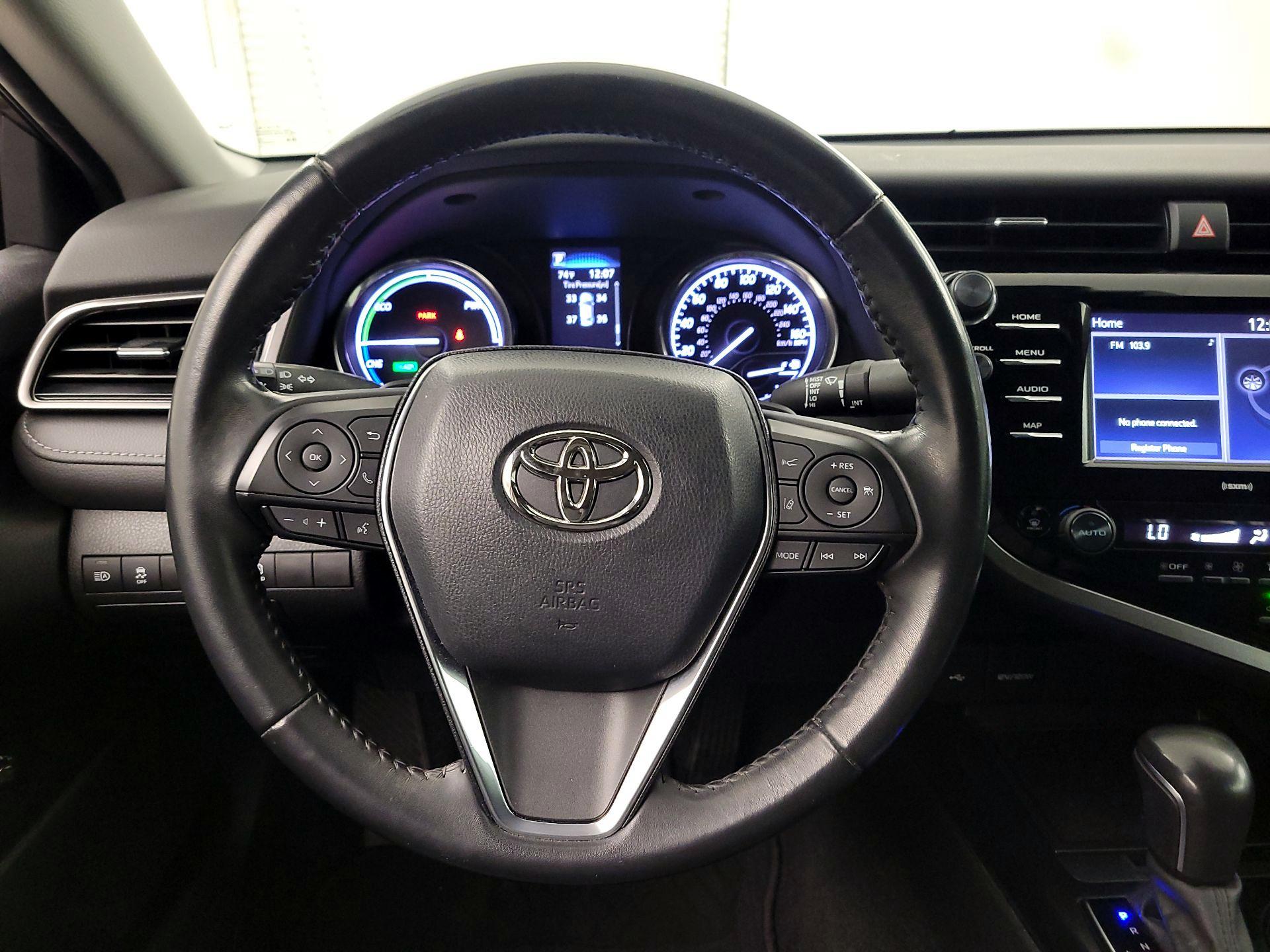 Thumbnail: 2020 Toyota Camry - 10