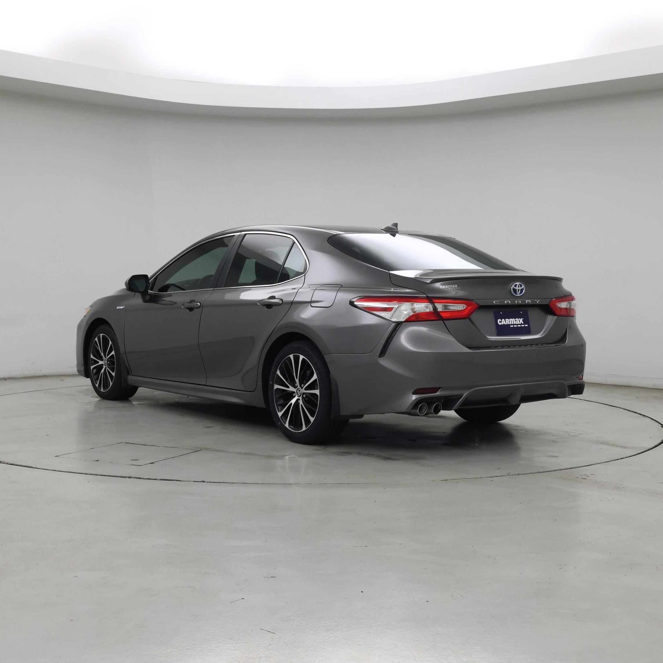 Thumbnail: 2020 Toyota Camry - 2