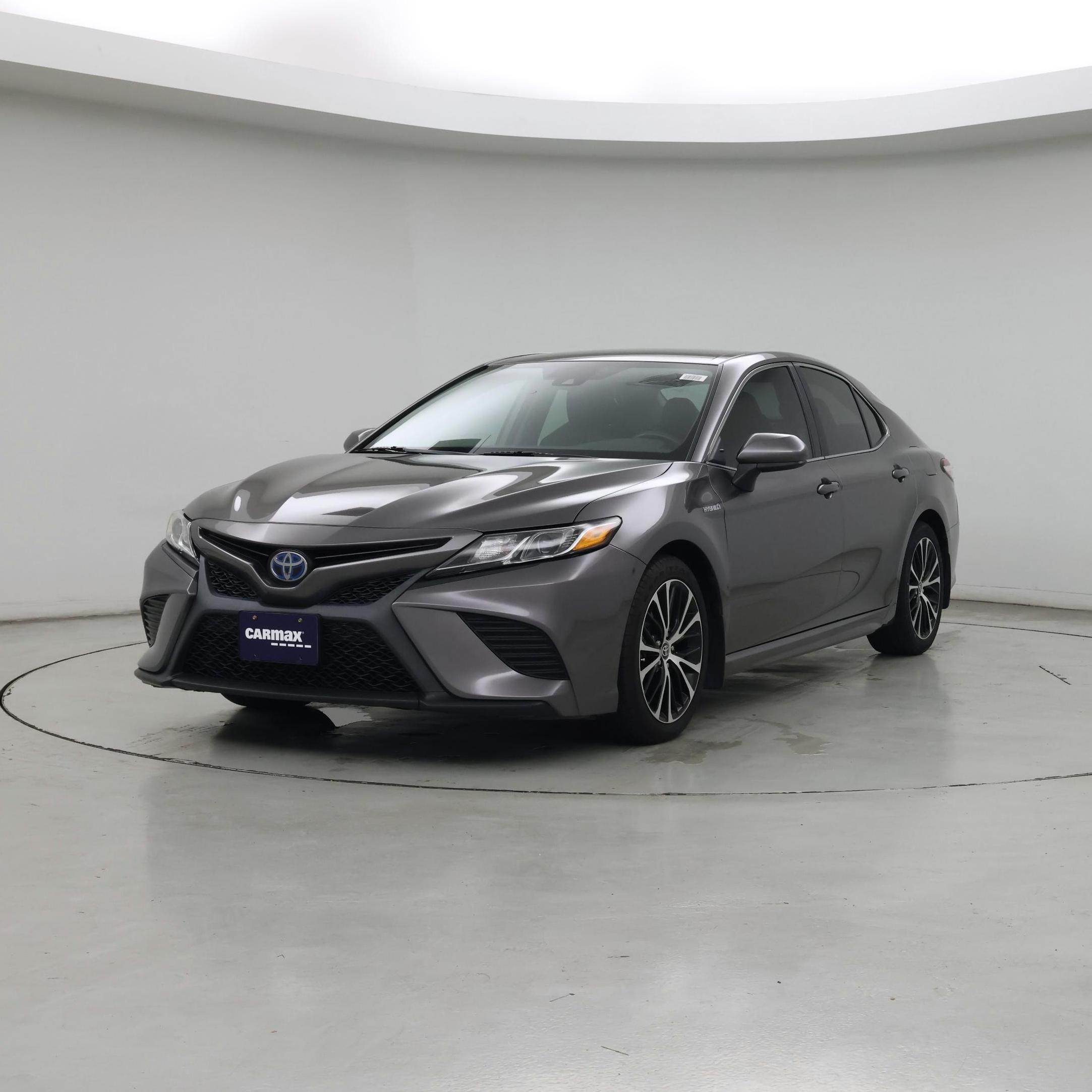 Thumbnail: 2020 Toyota Camry - 4