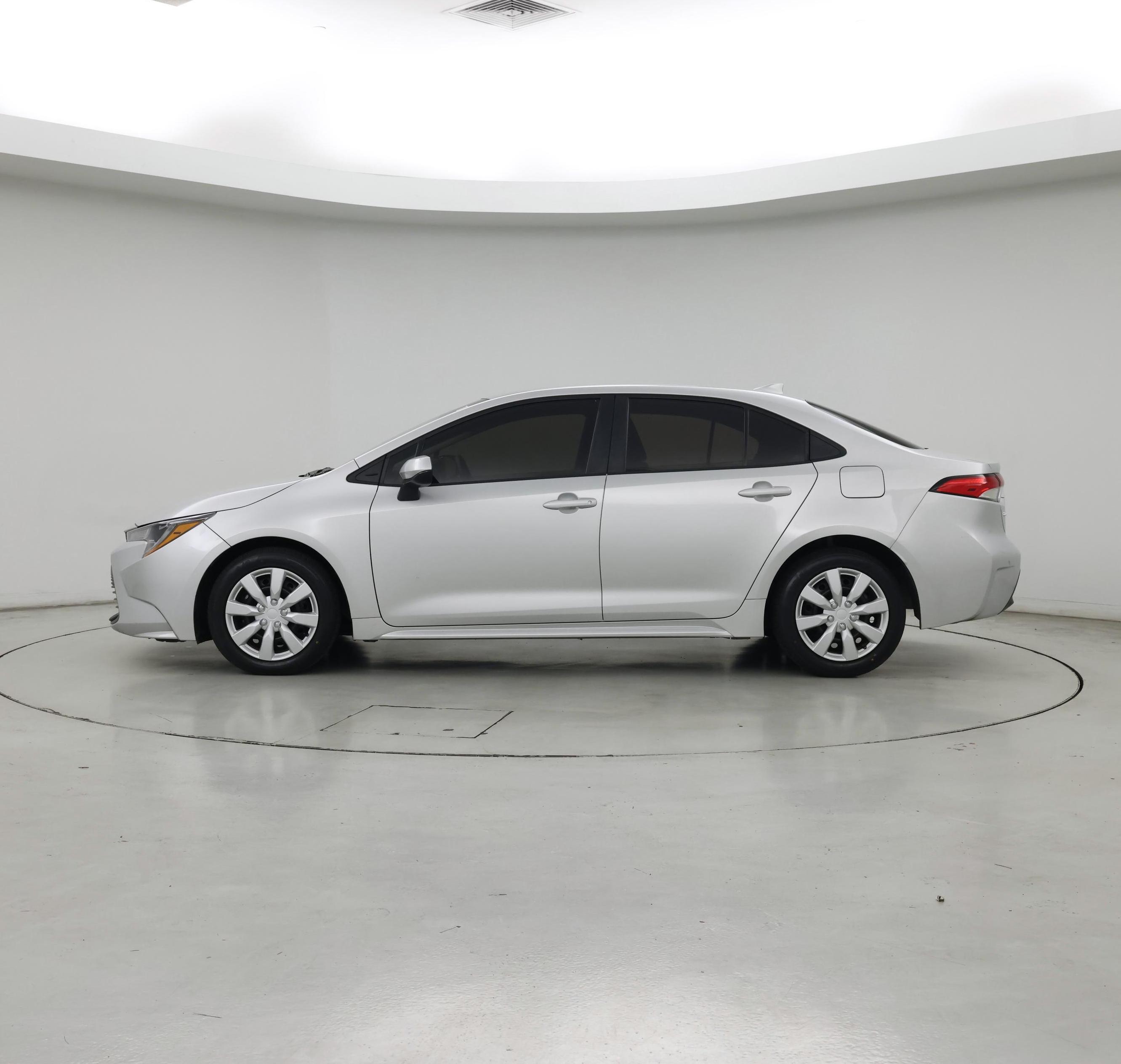 Thumbnail: 2024 Toyota Corolla - 3