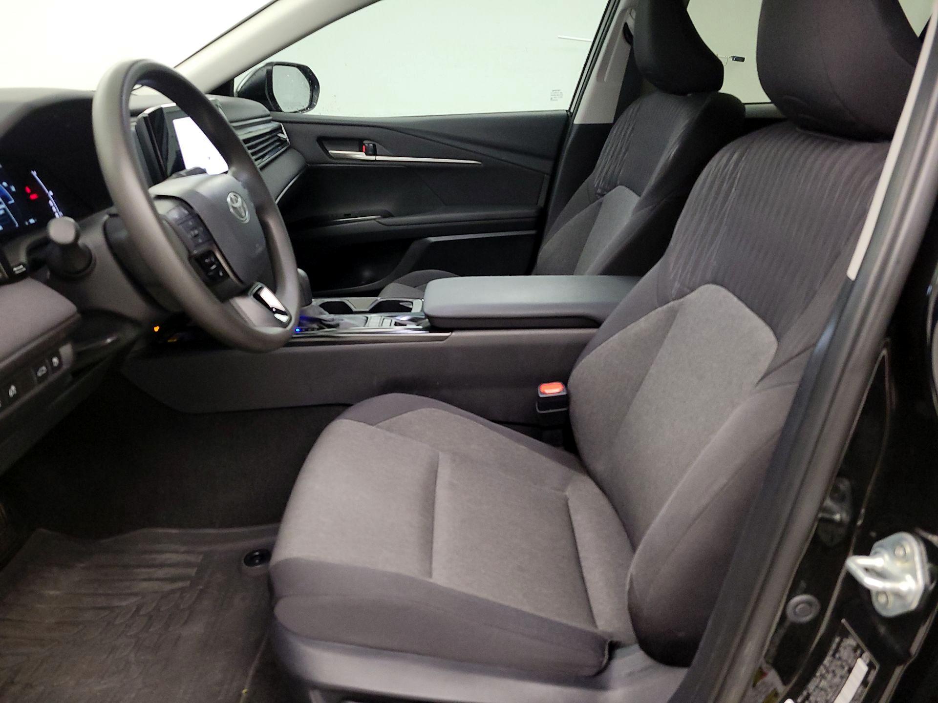 Thumbnail: 2025 Toyota Camry - 11